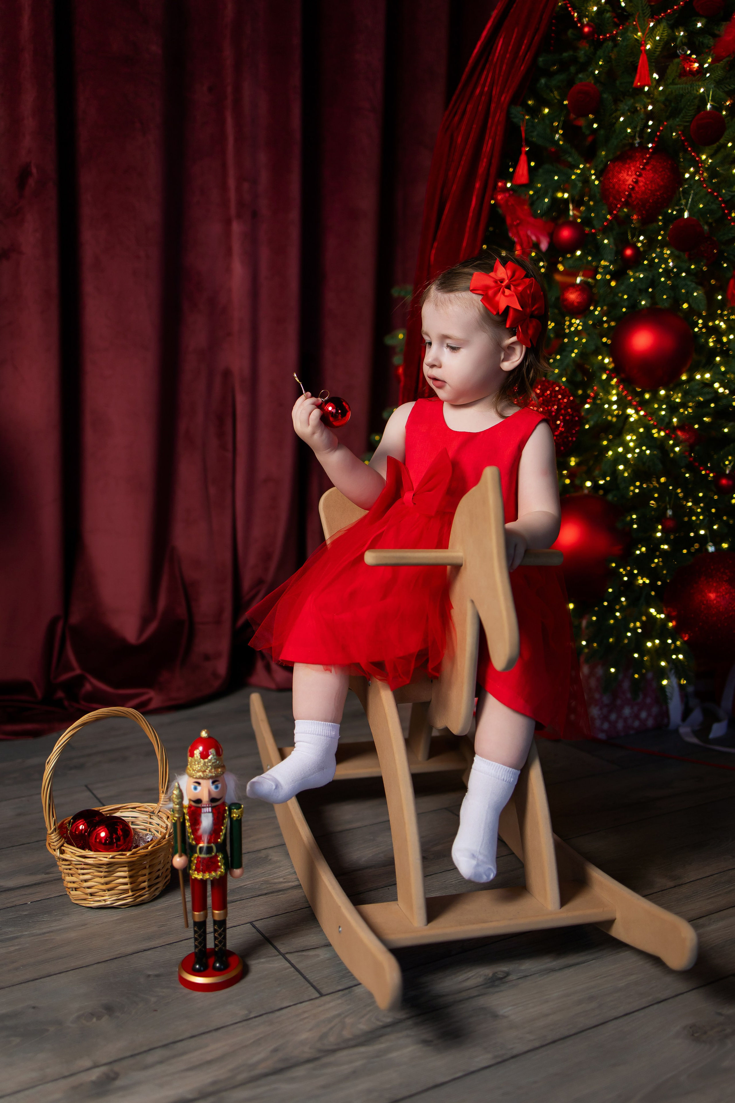 Ваши фотографии. Интерьерная фотостудия Background в Омске