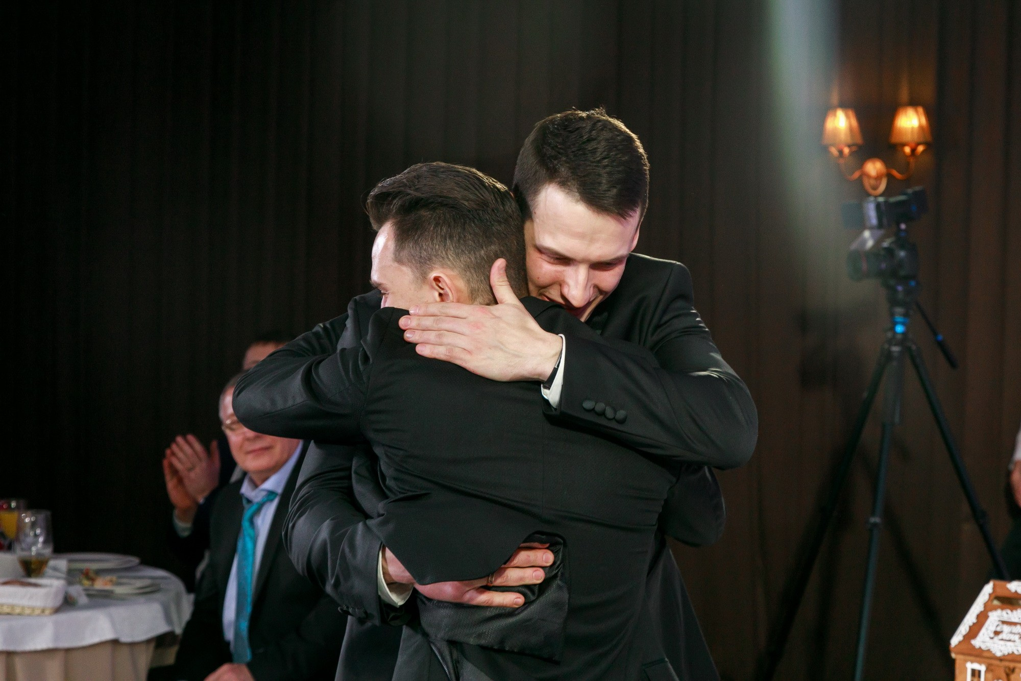 Свадьба с огоньком. Фотограф крещение венчание в Петербурге! Помогает подобрать храм и посоветовал душевного батюшку в СПб