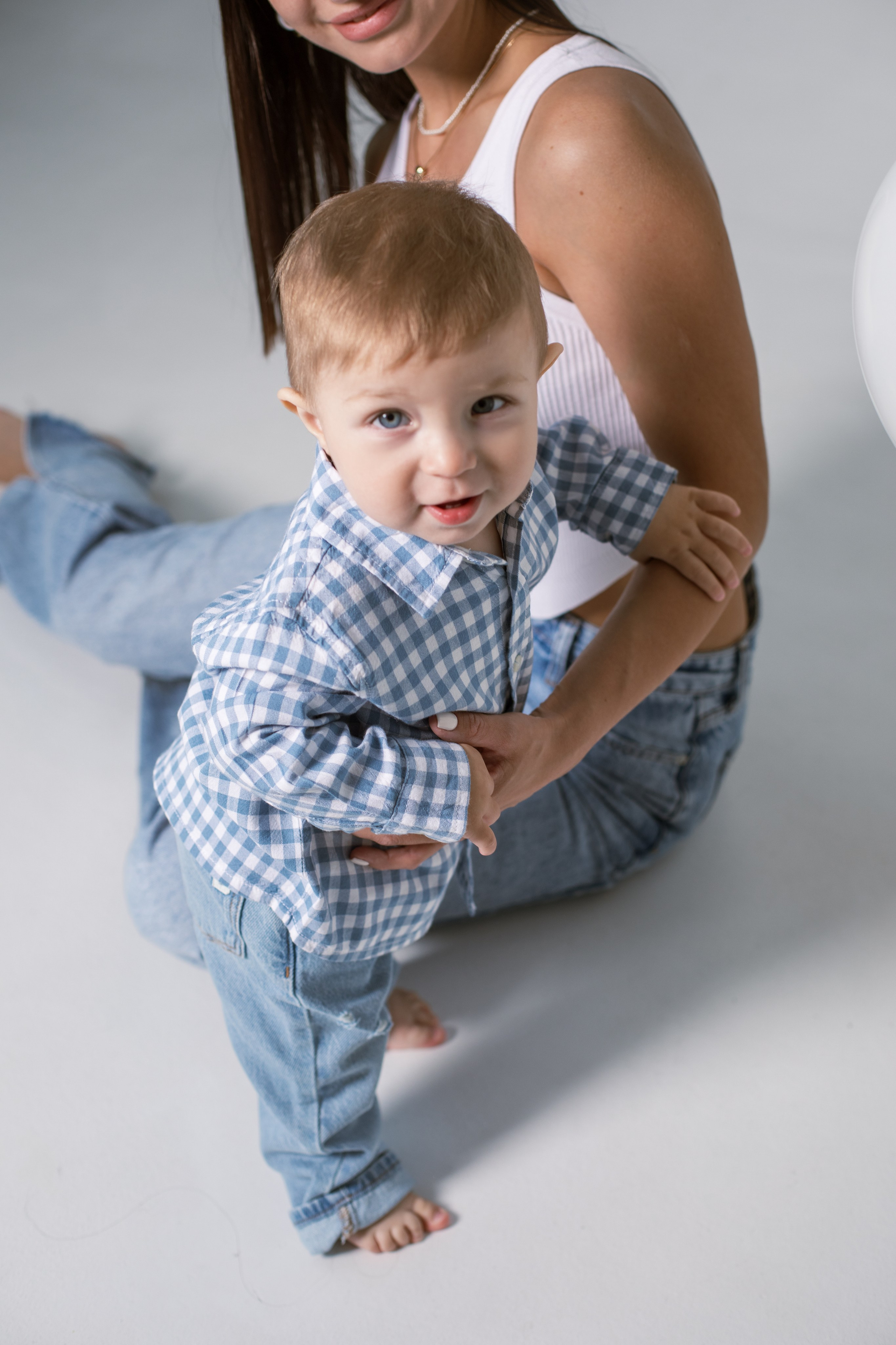 Маша, Арина, Артем. Главная