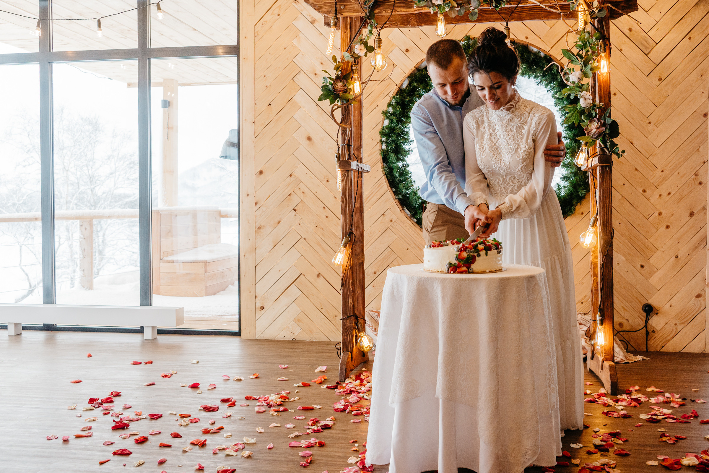 Андрей и Юлия. Свадебный фотограф Камчатка Петровский Павел