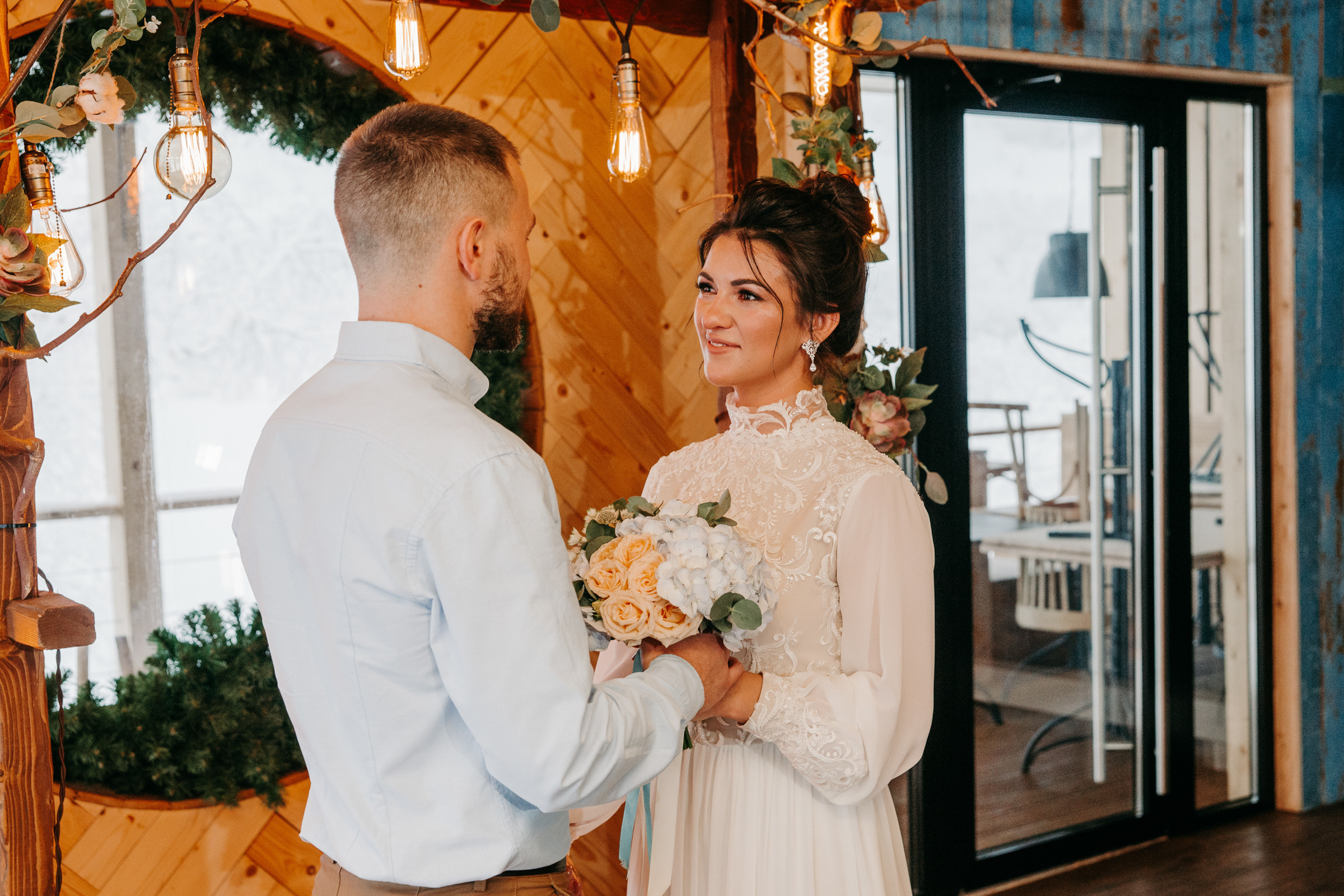 Андрей и Юлия. Свадебный фотограф Камчатка Петровский Павел