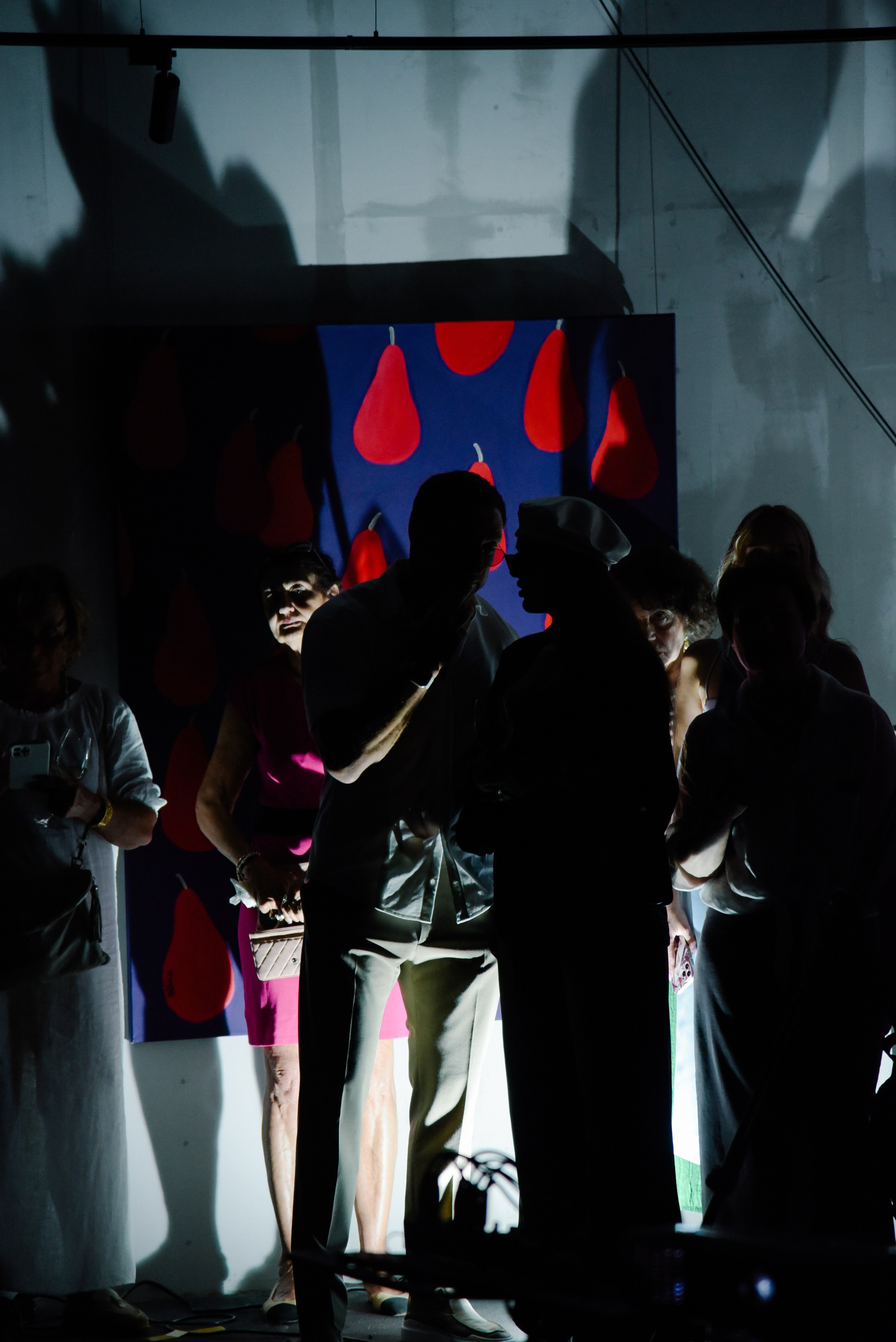 Александр Дильбази Игра взглядов в гранатовом саду. Фотограф Лола Волна, город Москва