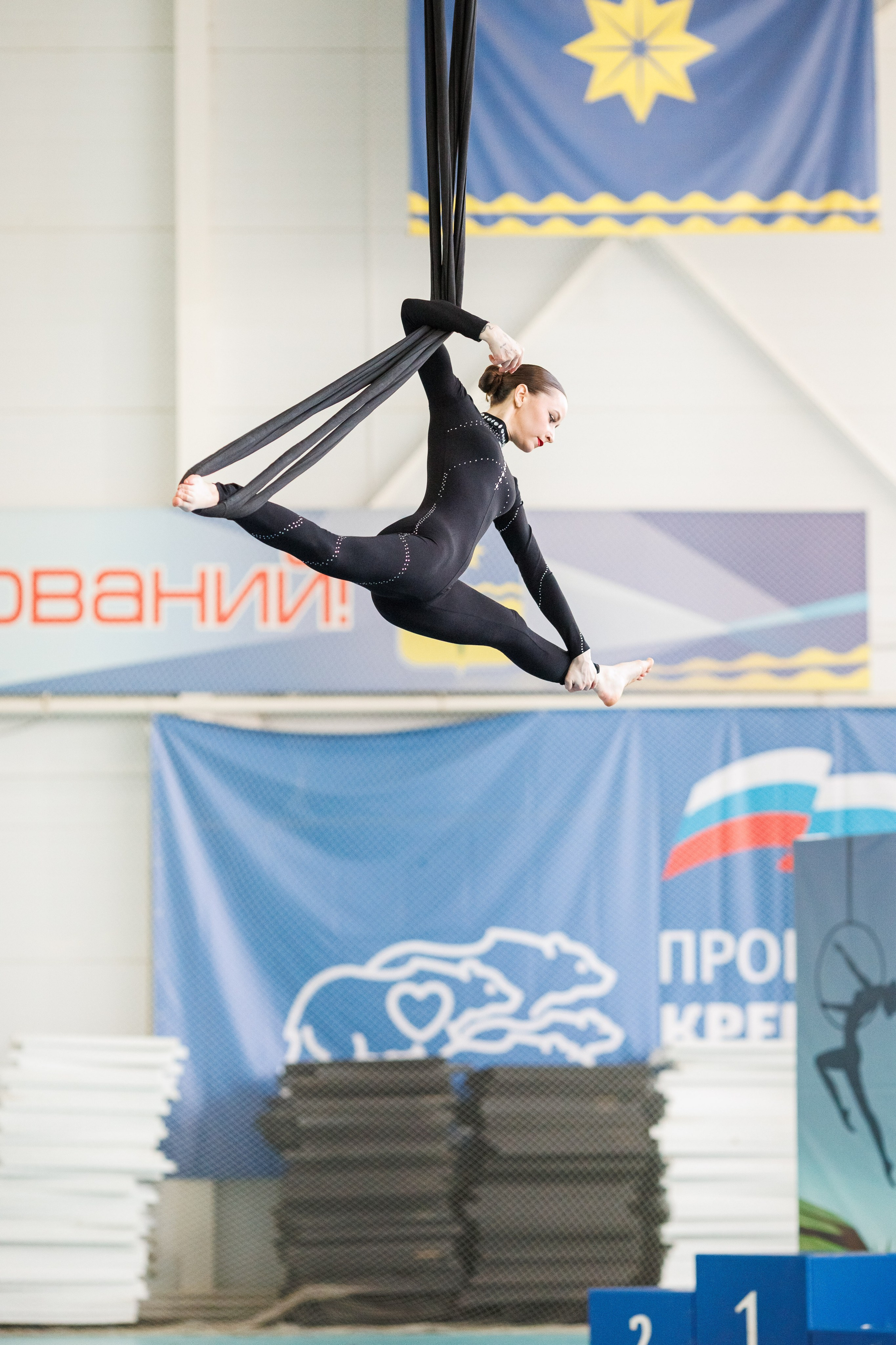 Воздушная гимнастика. Фотограф Шейдаев Эмин г. Волгоград