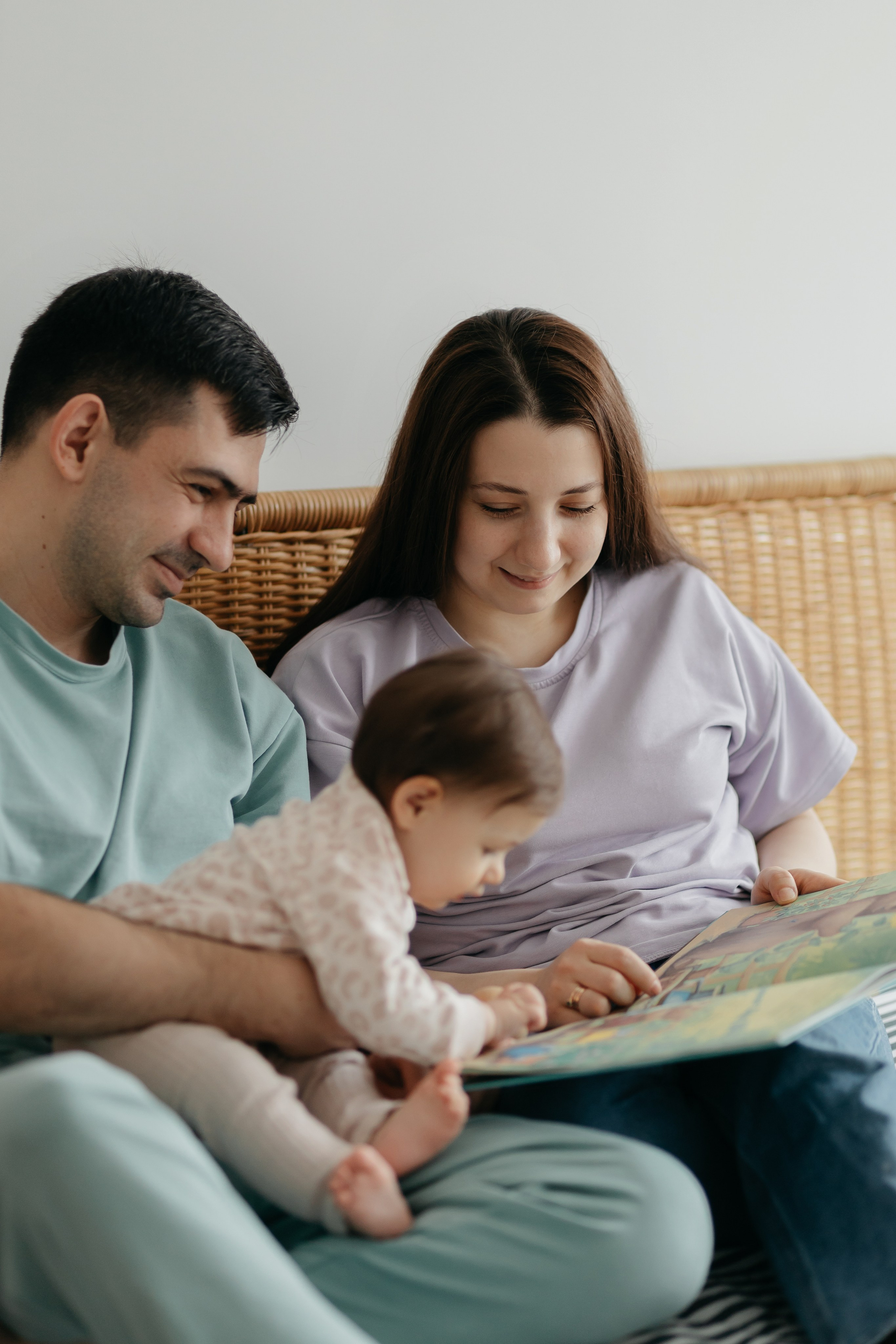 Оля, Артем и Аглая. Свадебный фотограф в Пскове и Санкт-Петербурге | Анна Голикова