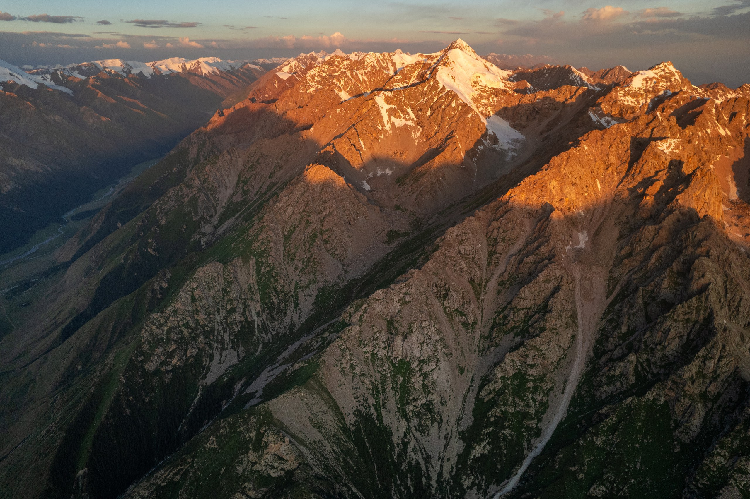 Тянь-Шань. Фотограф в Красноярске Нерозя Александр. Пейзаж, природа, портрет