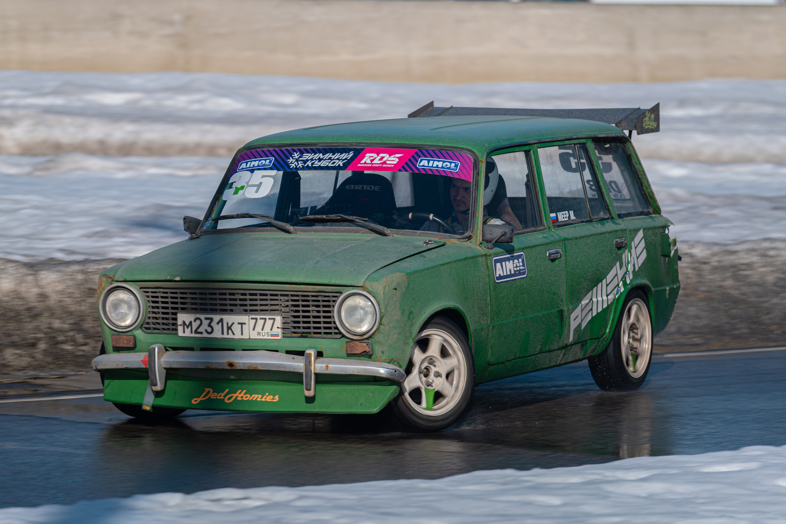 Спортивная автомобильная съемка. Malenkyia