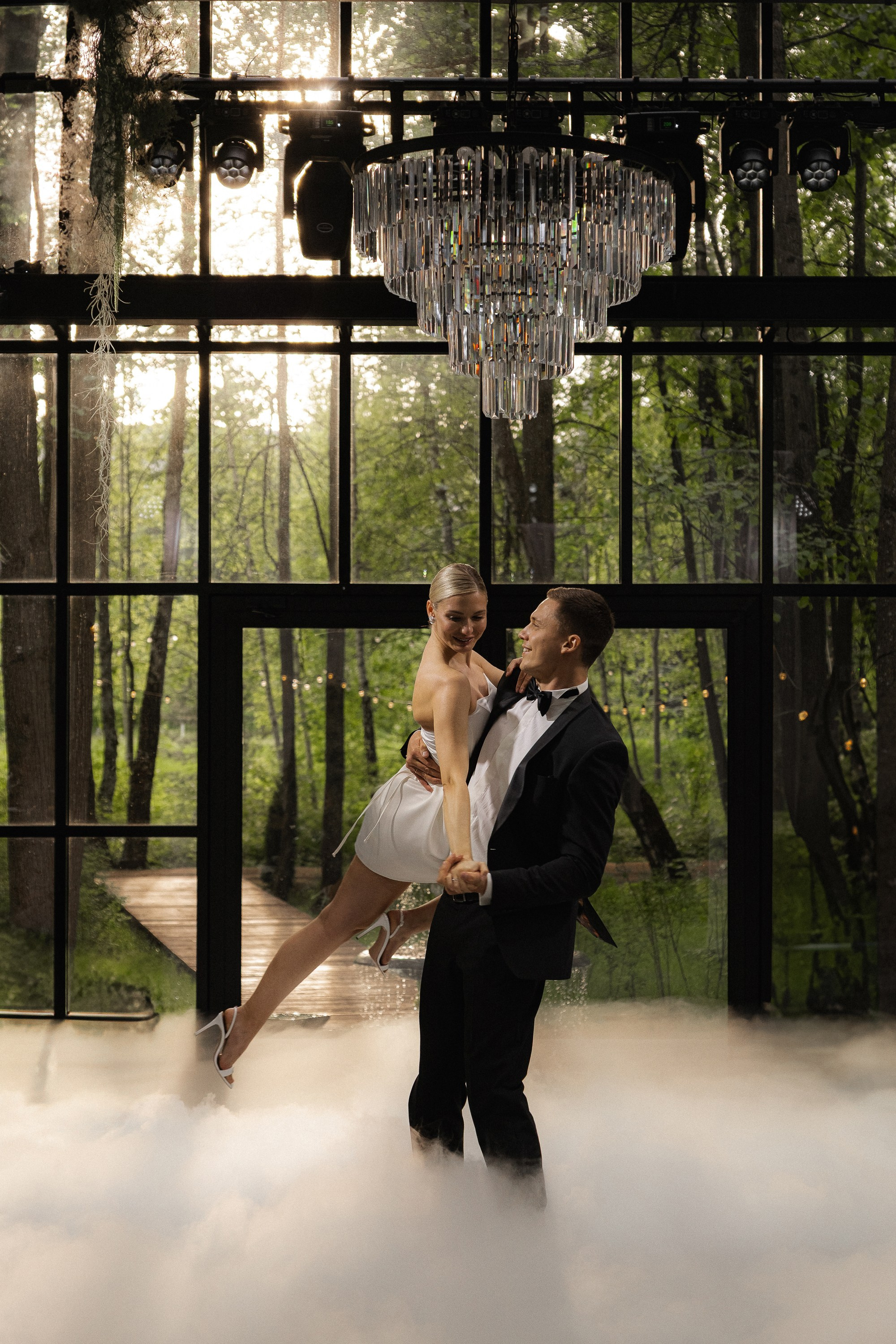 Love is all Around. Сентиментальная свадебная фотография