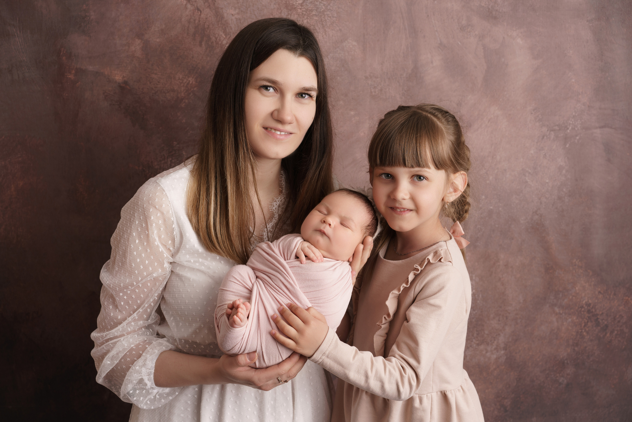 Семейные фотосессии с новорожденными | Трогательные кадры малышей и их близких в Москве и МО. Фотосессия новорожденных в Москве и Московской области | Профессиональный фотограф newborn — Татьяна Иванова