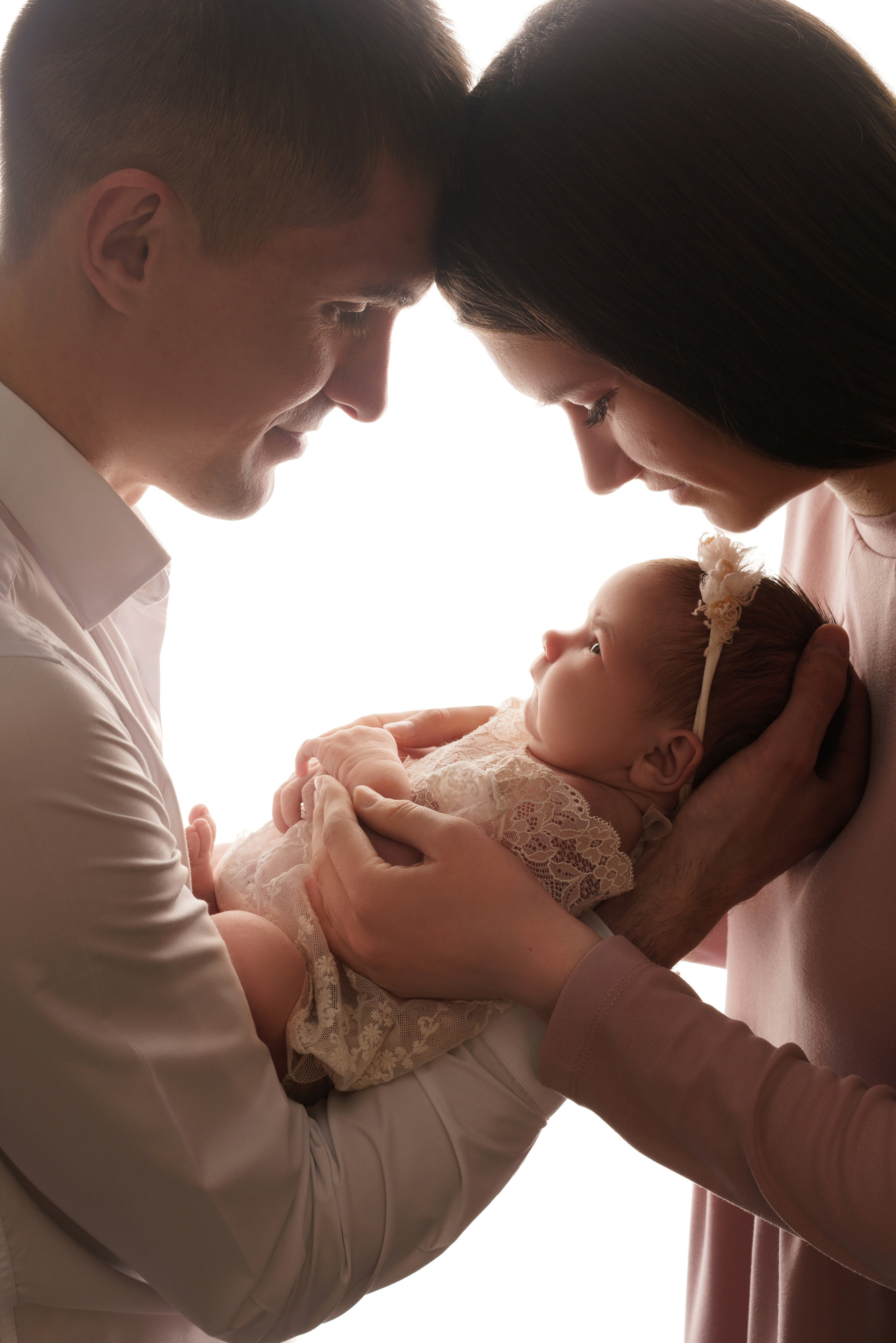 Семейные фотосессии с новорожденными | Трогательные кадры малышей и их близких в Москве и МО. Фотосессия новорожденных в Москве и Московской области | Профессиональный фотограф newborn — Татьяна Иванова