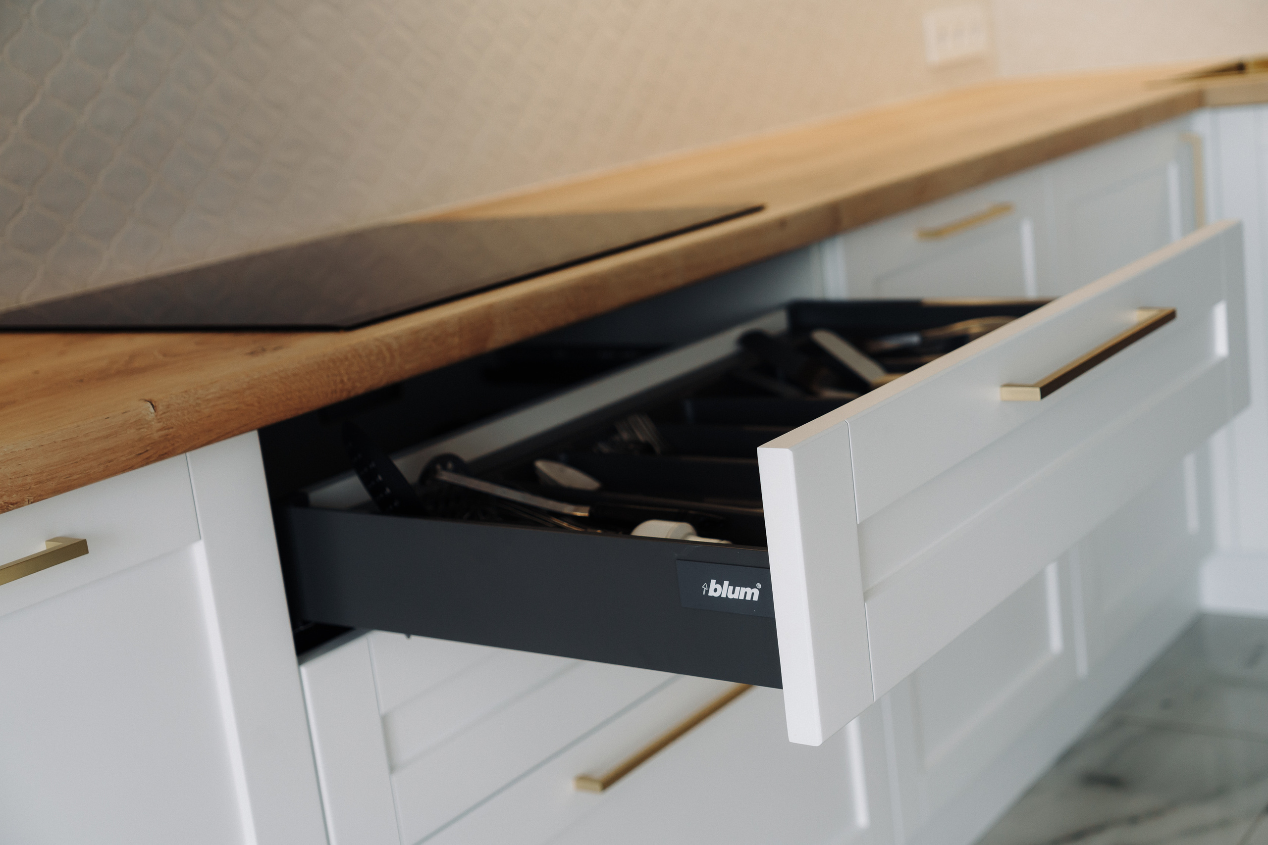 Контент для мебельных фабрик. Юлия Тайцай фотограф, Анатолий Тайцай видеограф