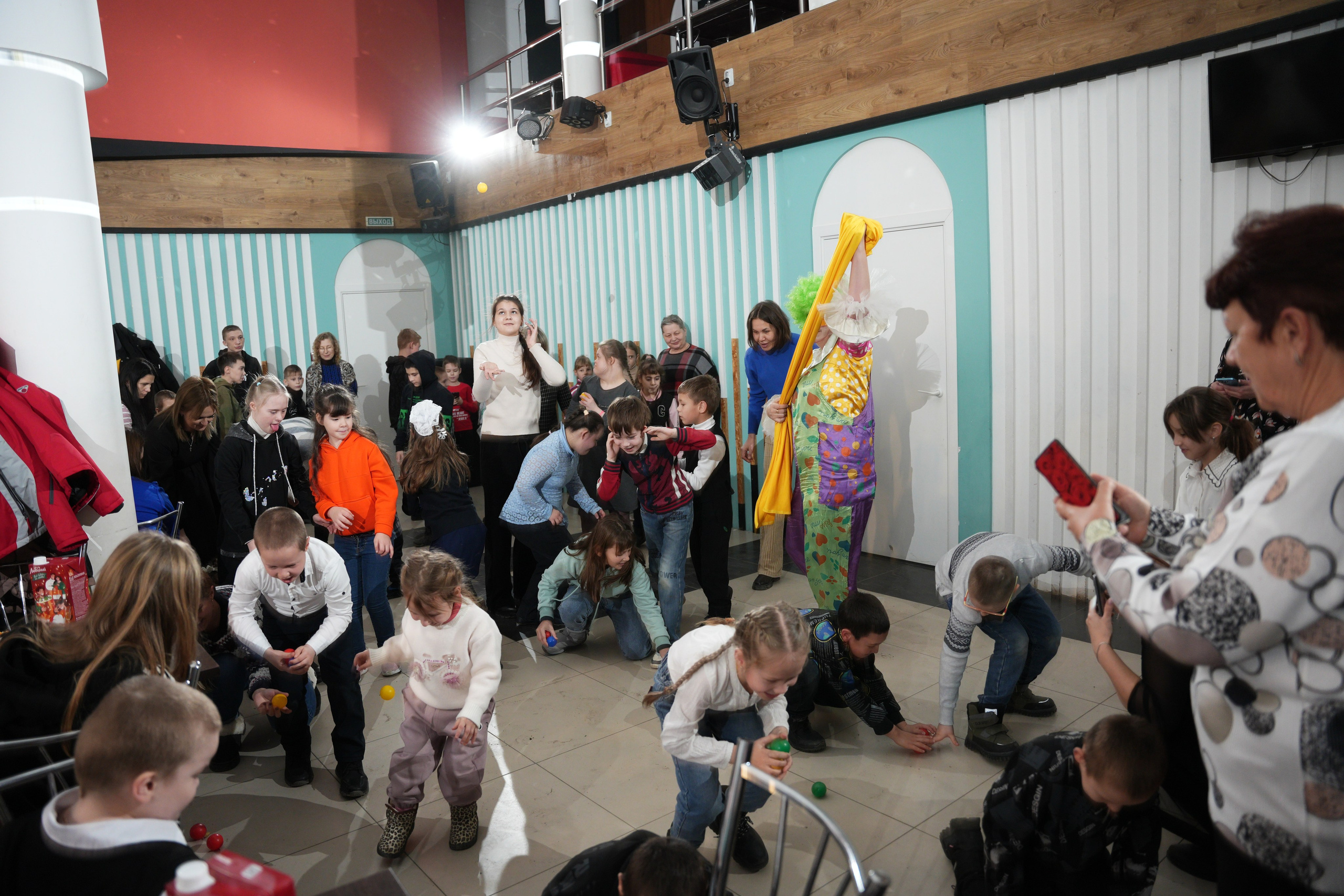 «Ты в этом мире не один " социально благотворительное мероприятие. Ольга Плаксина фотограф в Саратове