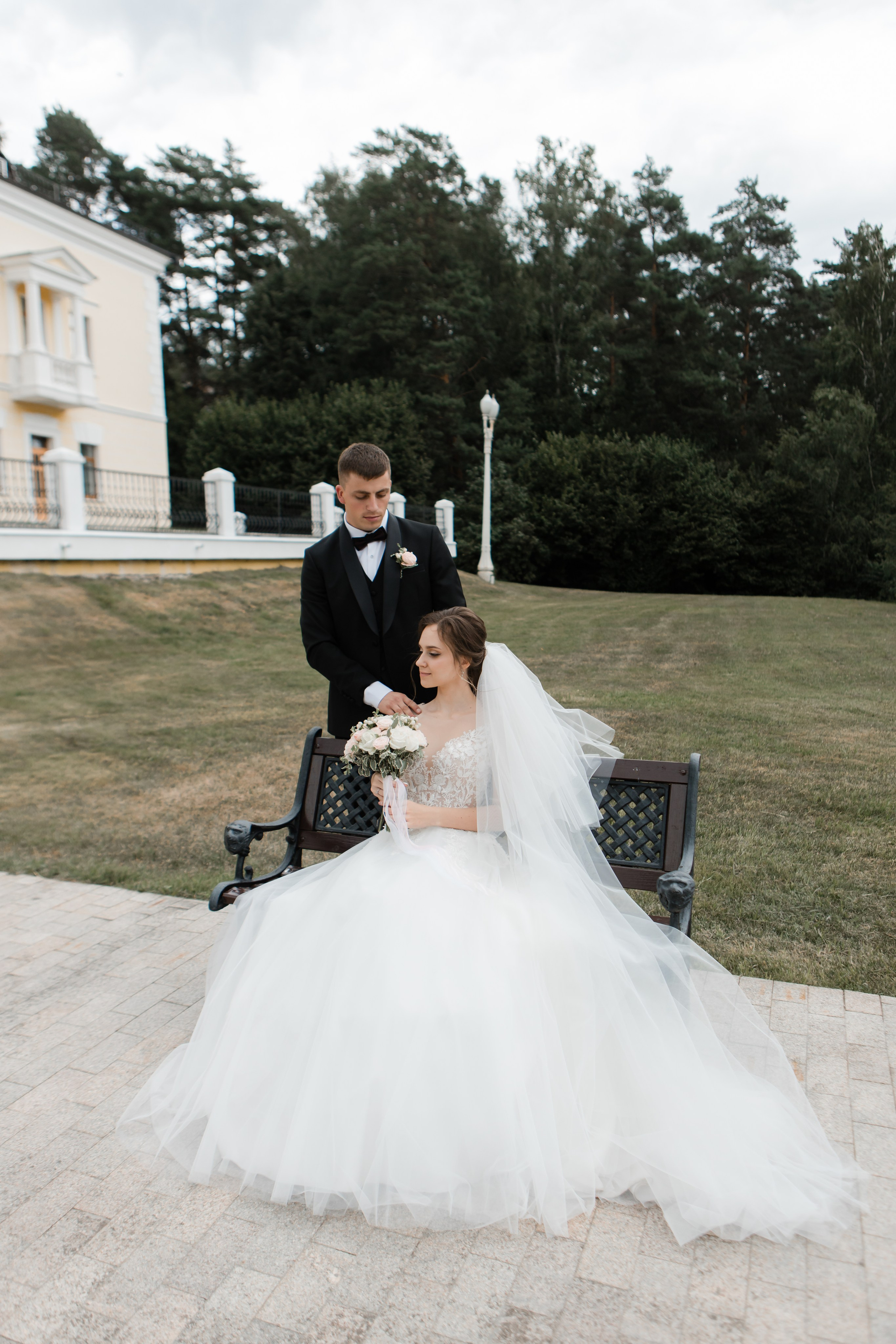 Свадебная фотосъемка Михаила и Ольги. День нашей свадьбы. Видеосъемка и фотосъемка свадеб. Фотограф и оператор на свадьбу. Видеосъемка подкастов, собственная видео-фотостудии. Предметная фотосъемка
