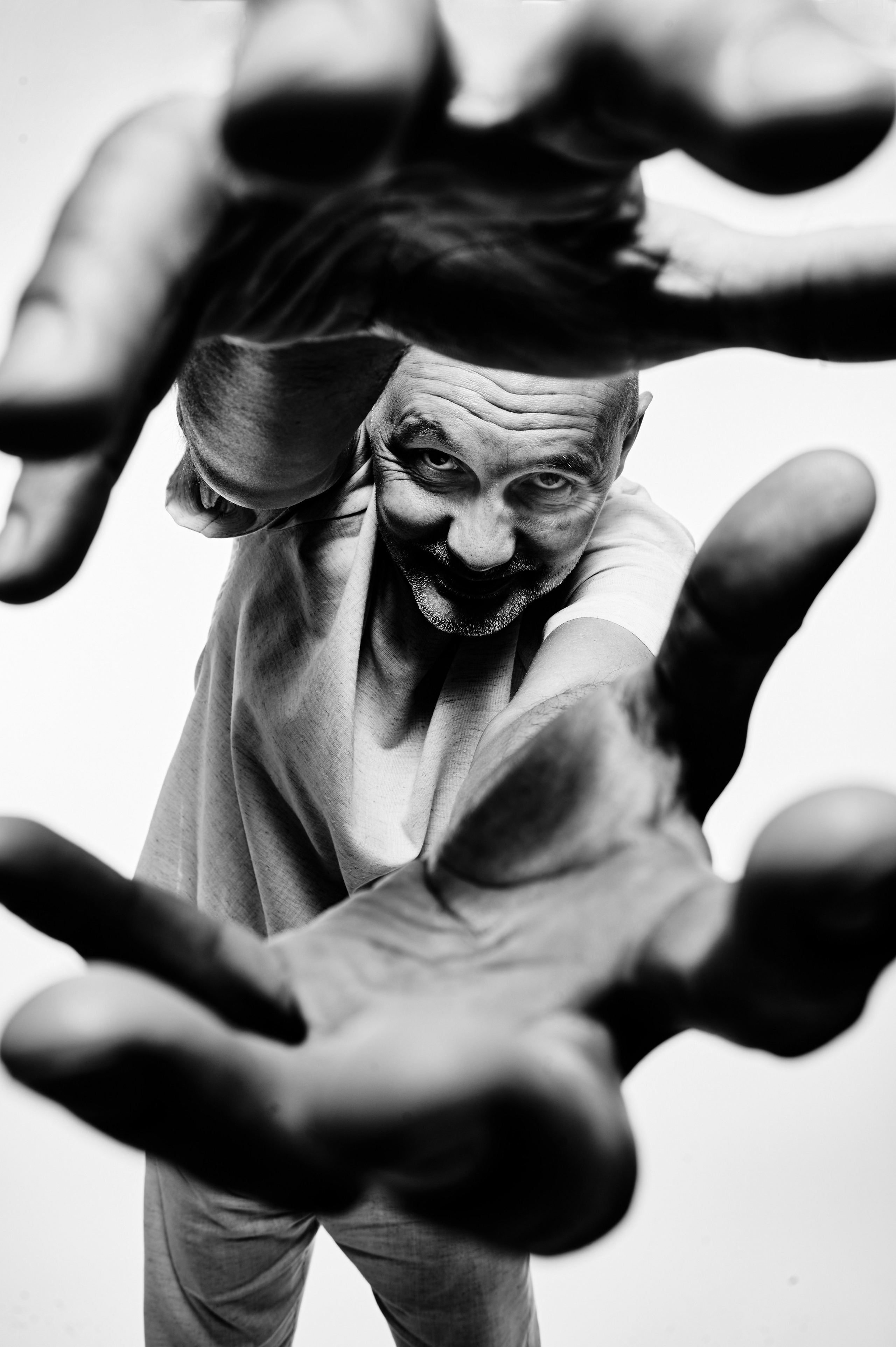 Оффлайн курс в студии RoRo по творческой съёмке. Фотограф Яковлев Роман — Красноярск