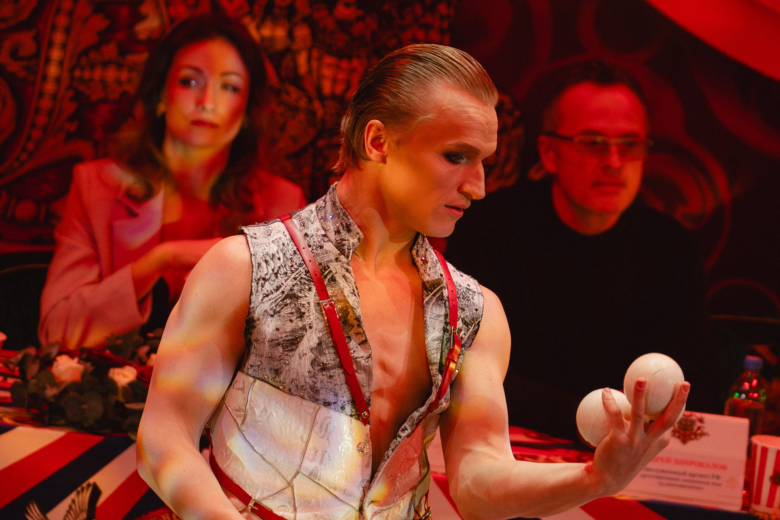 5 Континентов — Пресс-показ в Новосибирском Цирке. Воробьева Ксения — Спортивный и танцевальный фотограф Новосибирск