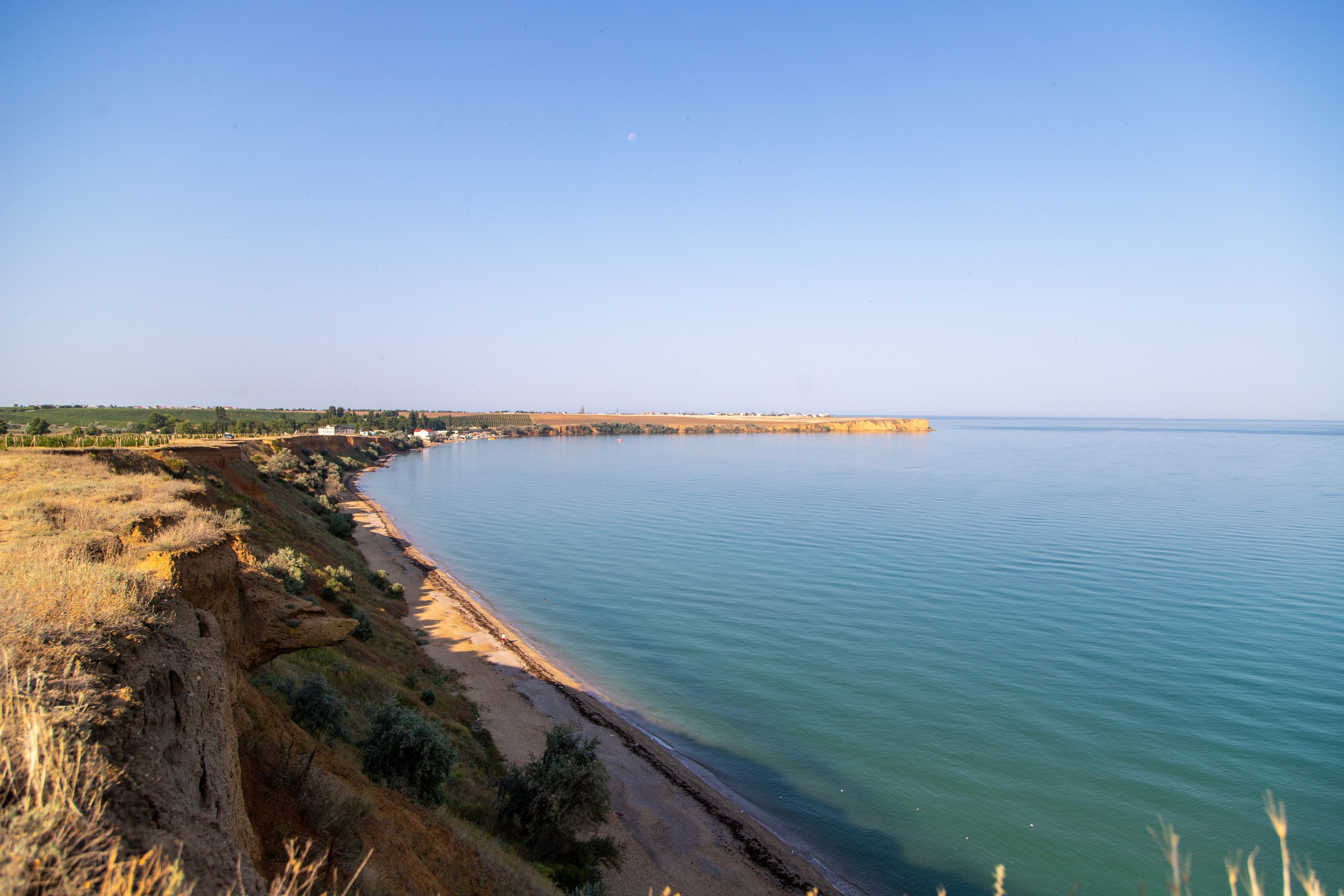 Фотографии природы Крыма из 2021 года. Море, холмы, закаты. Фотограф видеограф широкого профиля Денис Захаров