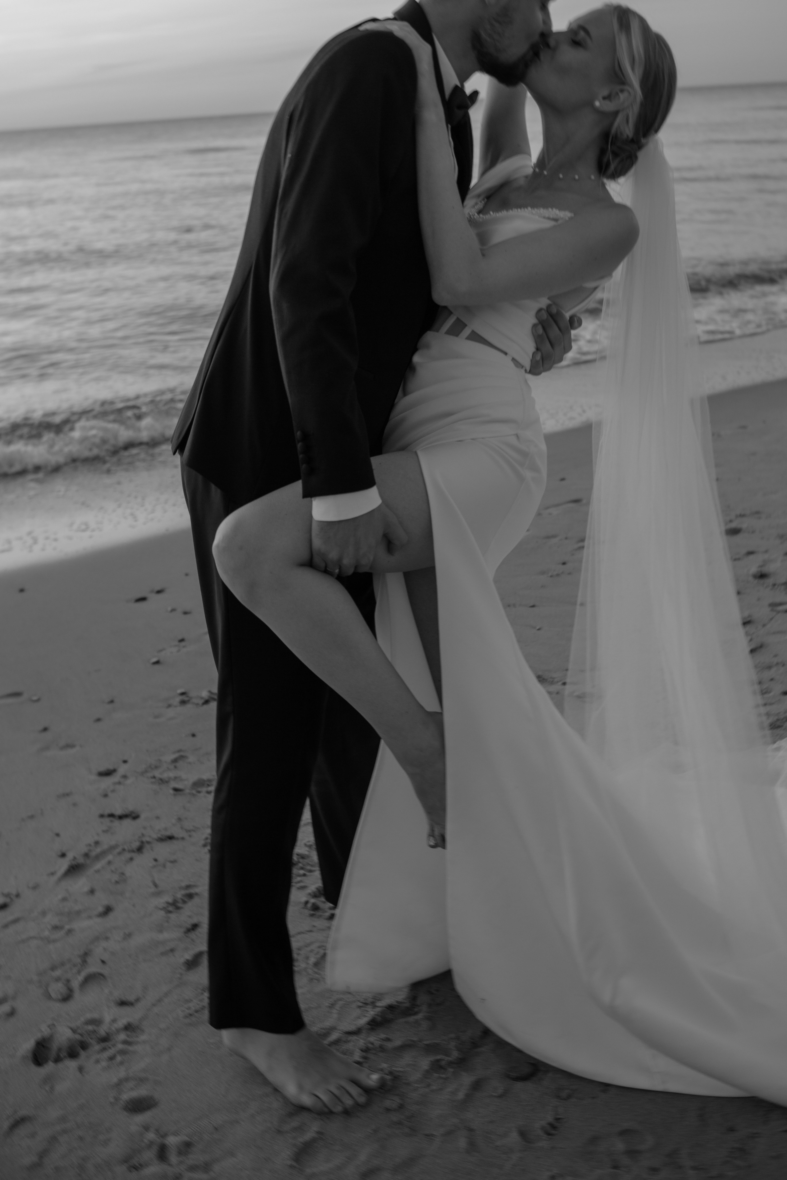 Александра и Влад. На закате. Фотограф в Калининграде Решетникова Алина