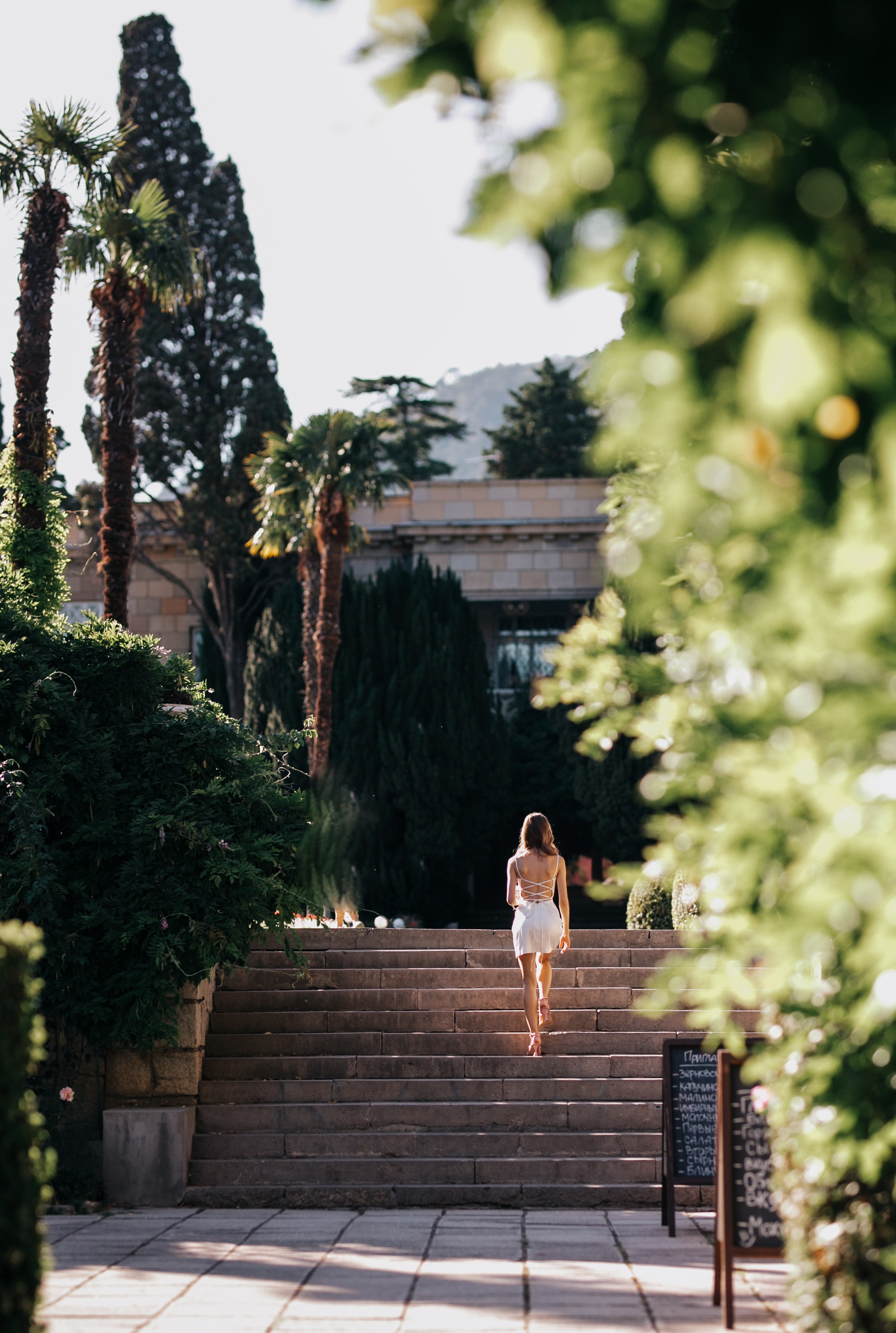 Сестры. Никитский ботанический сад. Фотограф в Крыму