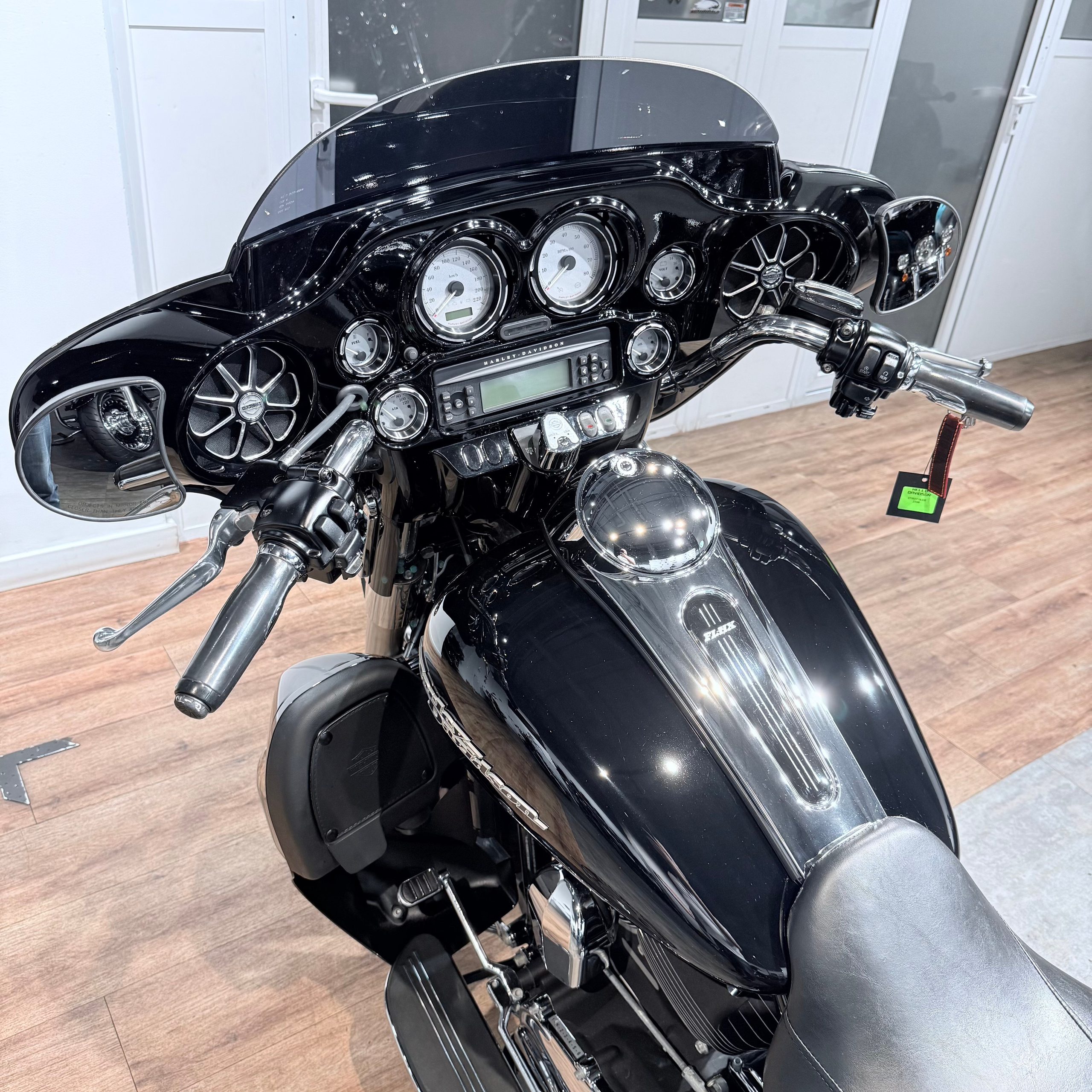 2012 Street Glide 103 АВS Vivid Вlаck. Hello Davidson, Москва. Только хорошие мотоциклы…