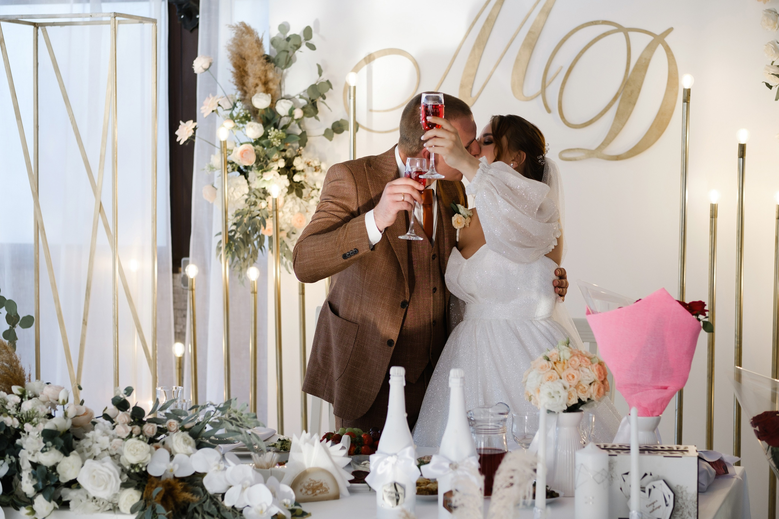 Максим и Дарья. Свадебный фотограф | репортаж | праздники | крещение