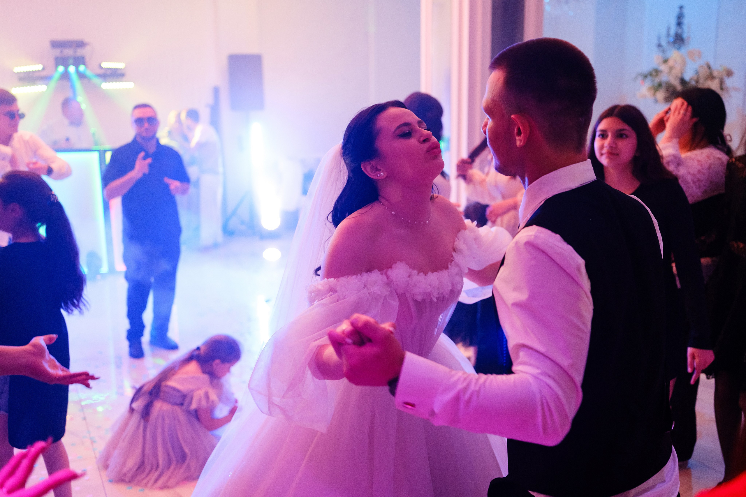 Тазабег и Диана. Свадебный фотограф | репортаж | праздники | крещение