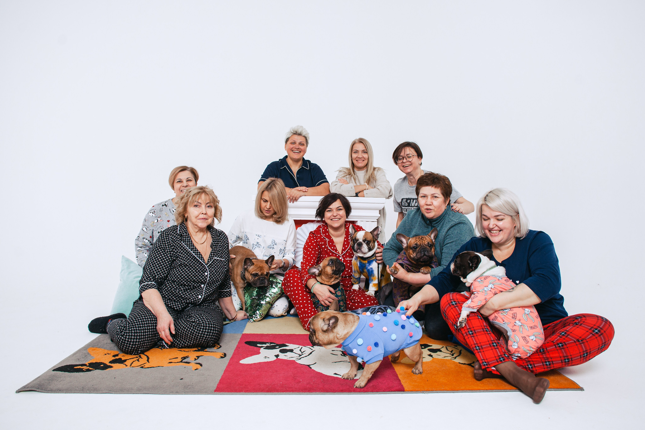 Пижамная вечеринка французских бульдогов и их хозяев. Фотограф-анималист Татьяна Степанова