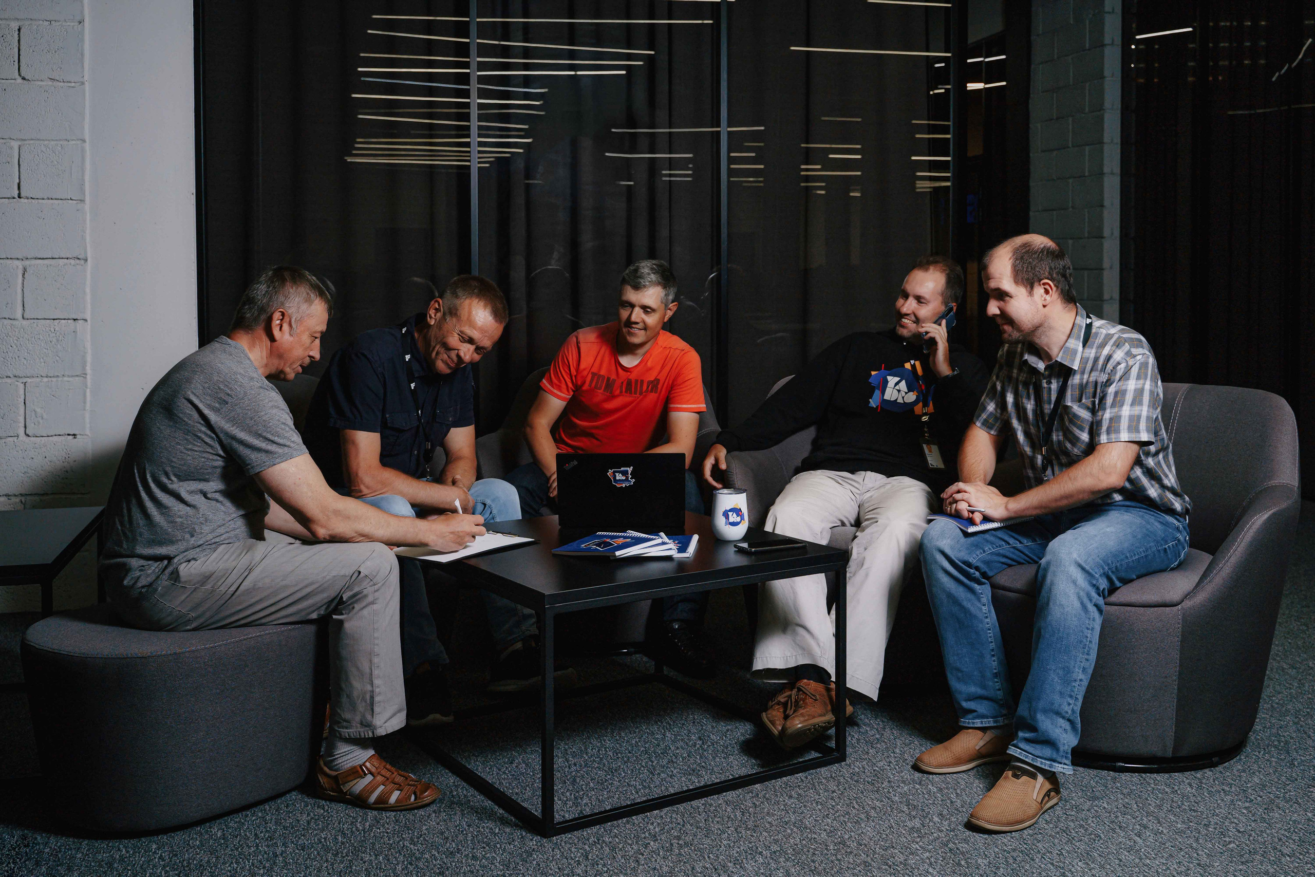 YADRO. Свадебный и семейный фотограф в Санкт-Петербурге Виктор Голубев