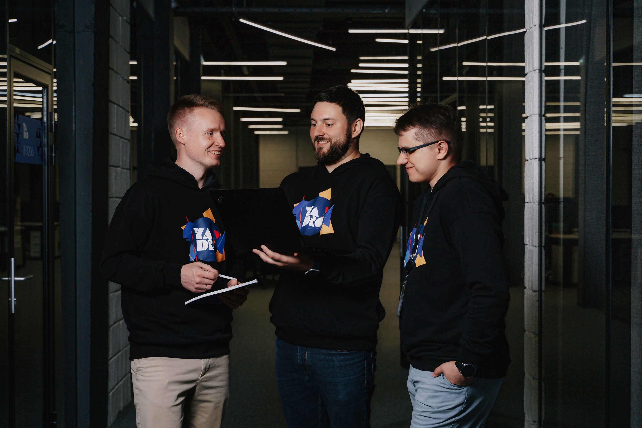 YADRO. Свадебный и семейный фотограф в Санкт-Петербурге Виктор Голубев