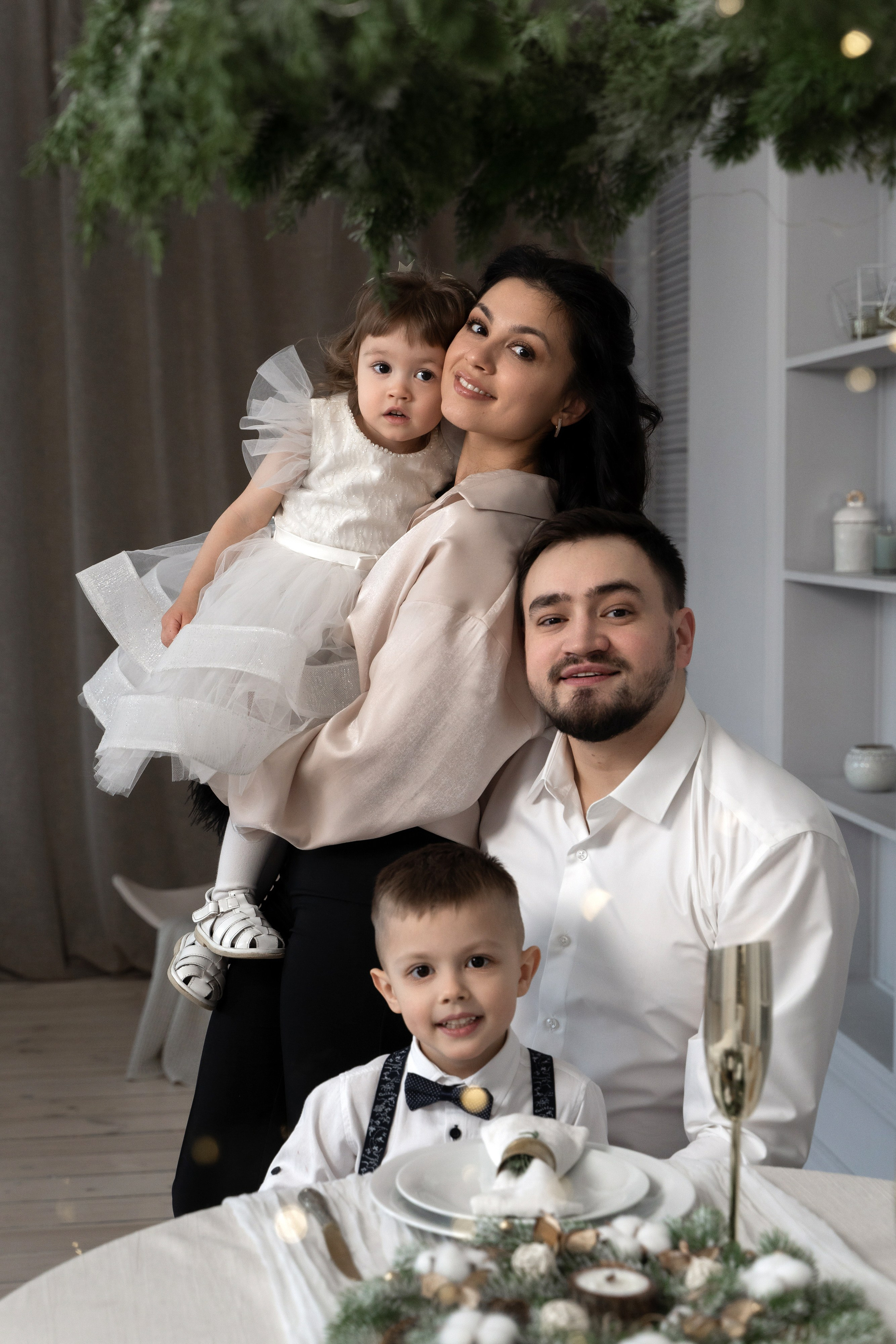 Саша, Гера, Лилиана и Арсений. Новогодняя фотосессия. Фотограф Татьяна Мамонтова