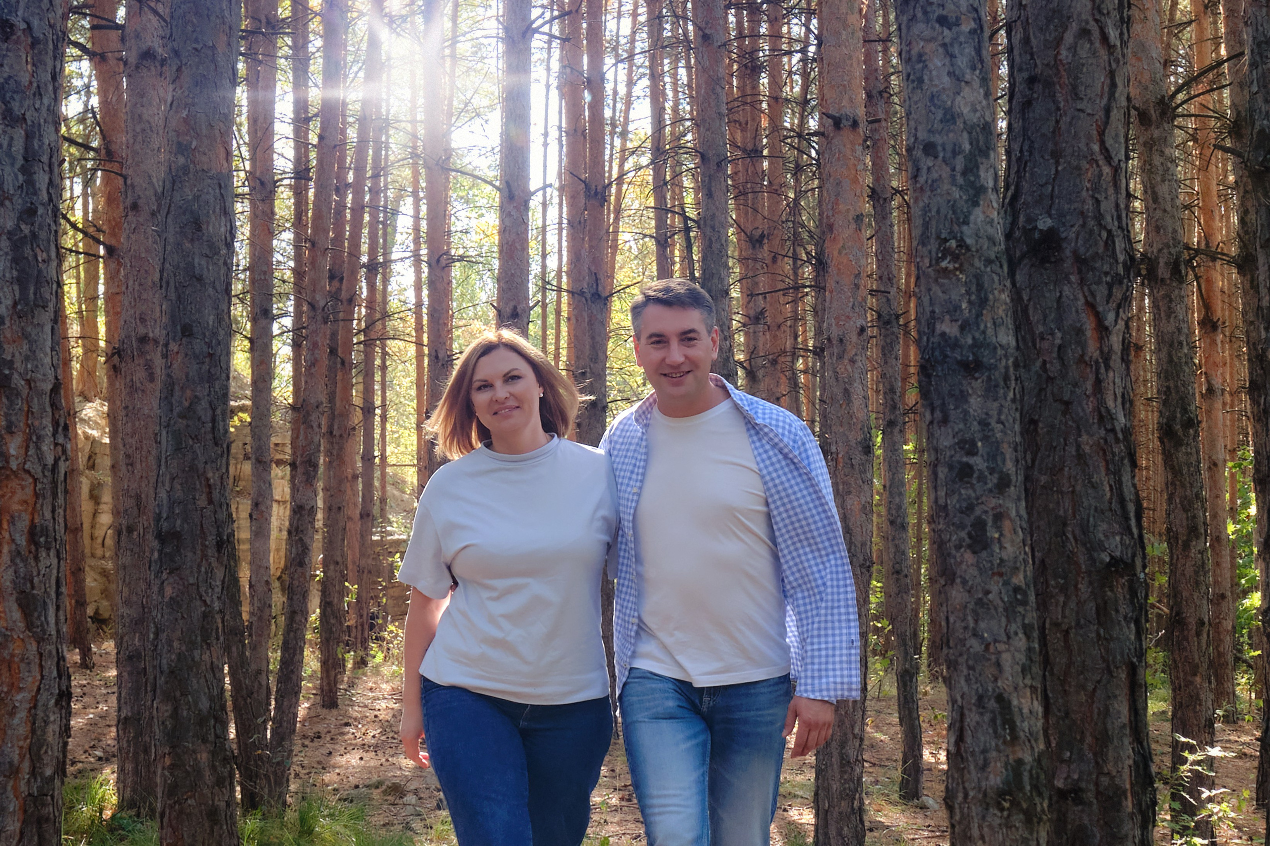 Летняя фотосессия на природе, в лесу, на улице. Семейная с детьми