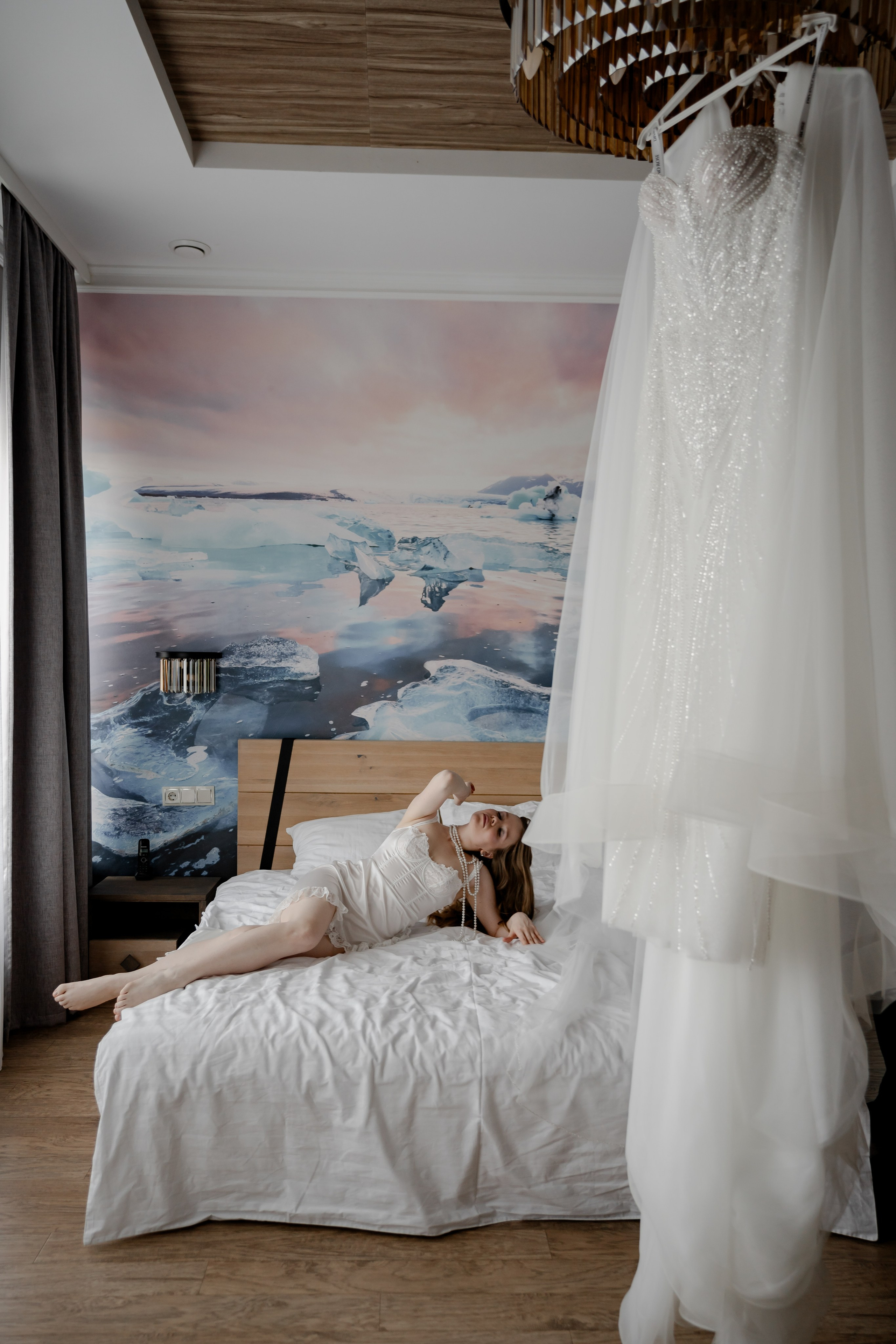 СВАДЕБНАЯ СЬЕМКА СБОРОВ В ОТЕЛЕ И ВЫЕЗД НА ЦЕРЕМОНИЮ (СНЯТО В СИБИРЕ В НИЖНЕВАРТОВСКЕ). Профессиональный фотограф, Санкт-Петербург — Виктория Богомолова