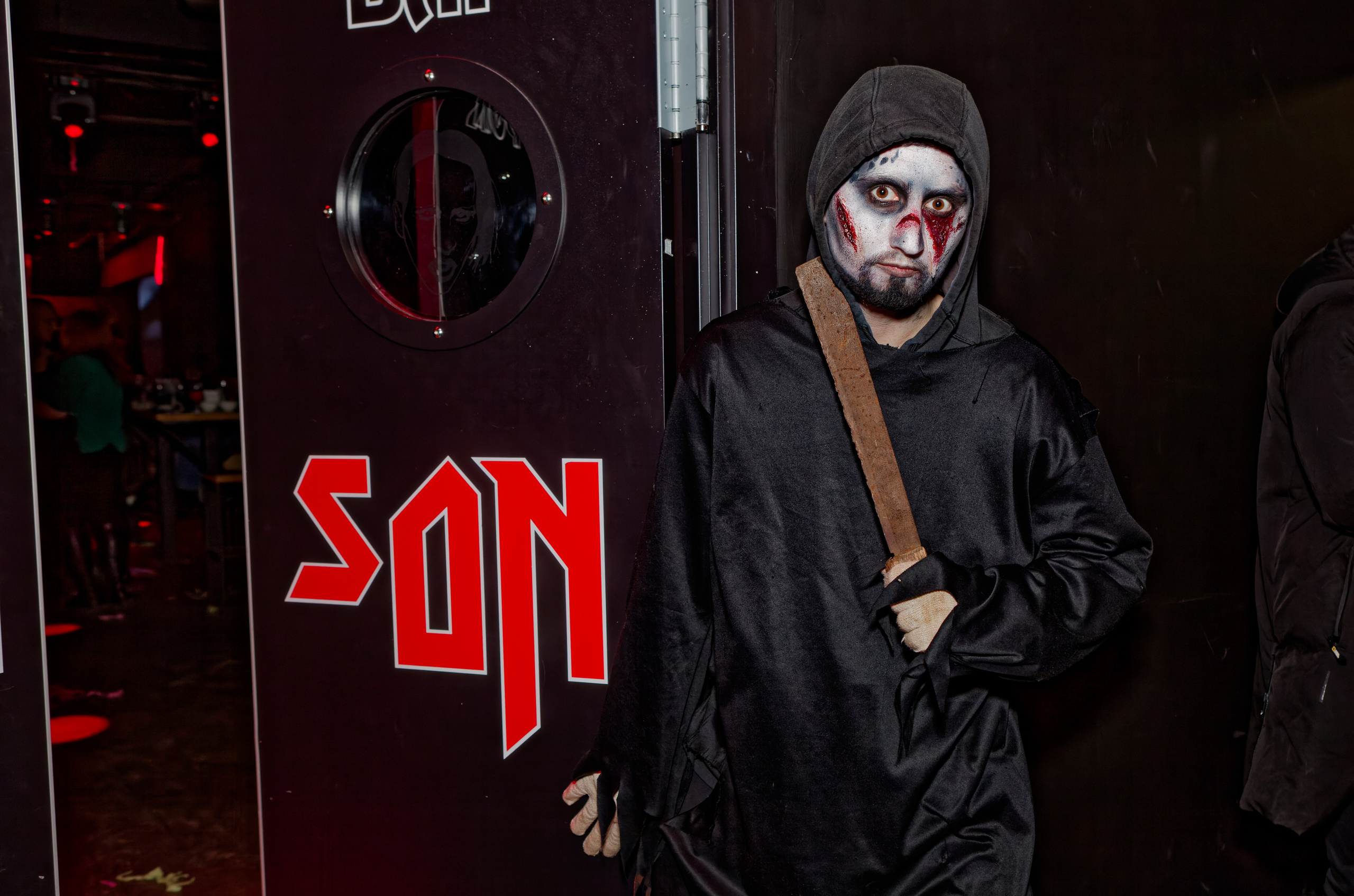 «Страшная вечеринка». Кутузов Евгений Фотограф в Южно-Сахалинске