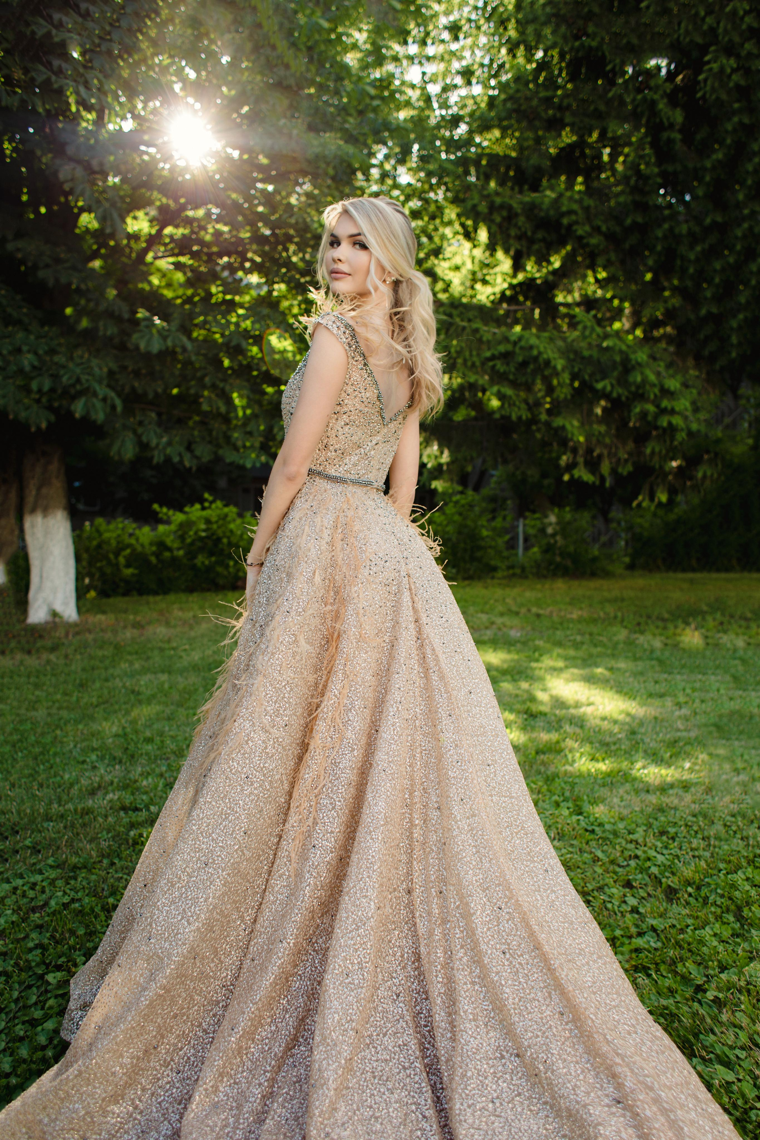 Фотопрогулка на выпускной 2022. Евгения Мартынова фотограф в Курске и Орле