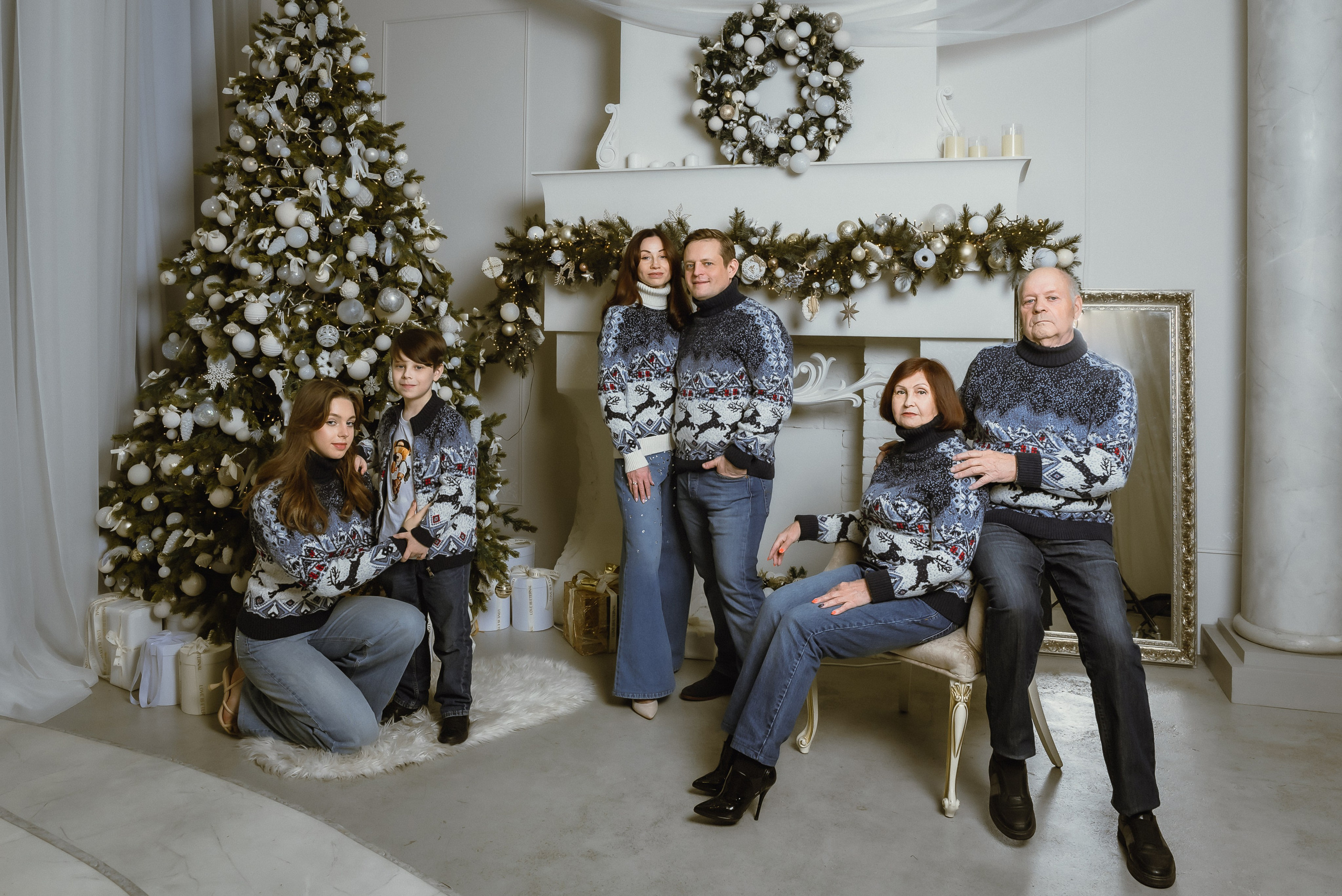 Семейная — 3 поколения. КОНТЕНТ | БРЕНД фотограф Санкт-Петербург — Жанна Олтаржевская