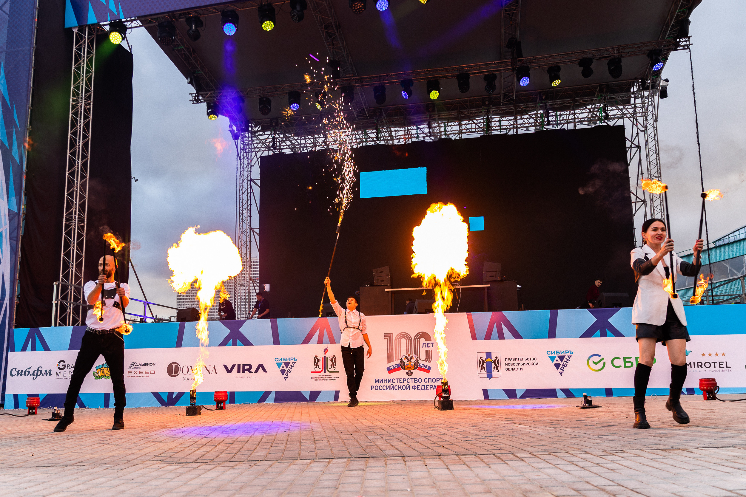 Открытие Сибирь-Арены. Фотограф Александр Шалагин