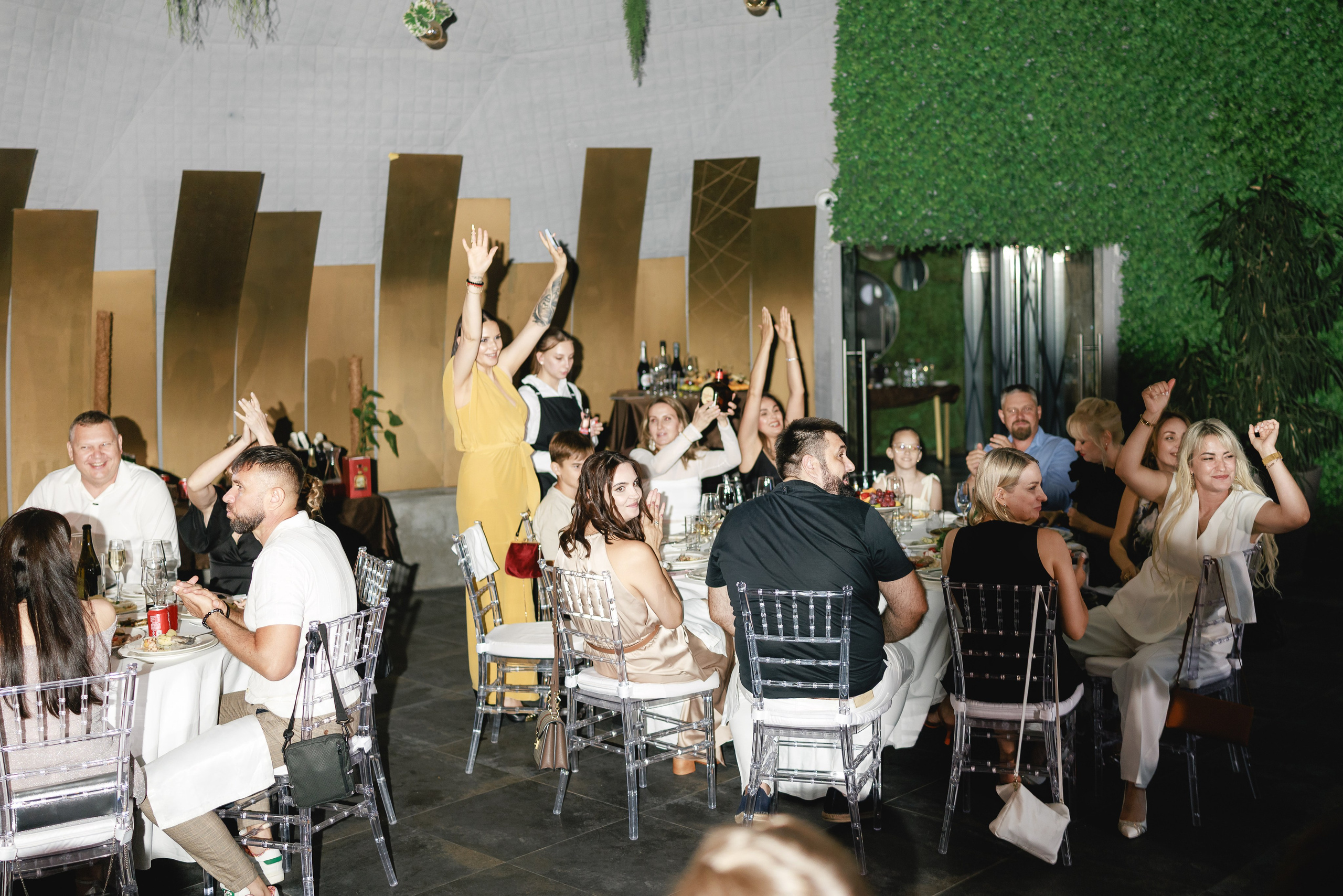 Выпускной в Графском парке. Фотограф Олег Сотник