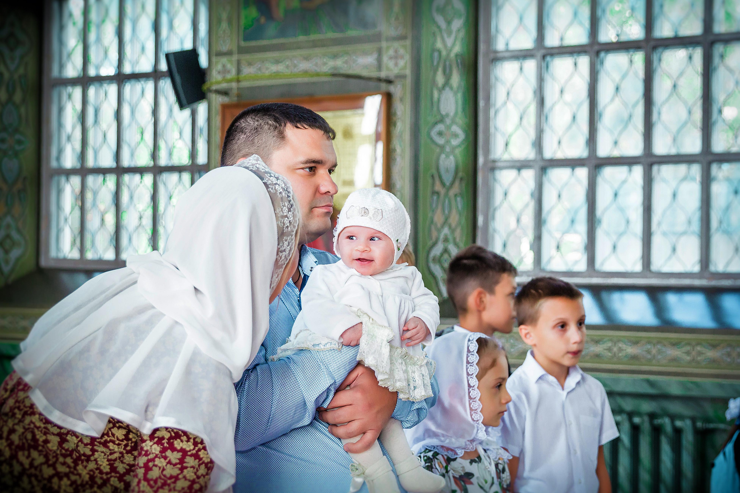 ТАИНСТВО КРЕЩЕНИЯ. Современные Выпускные Альбомы в Ростове-на-Дону