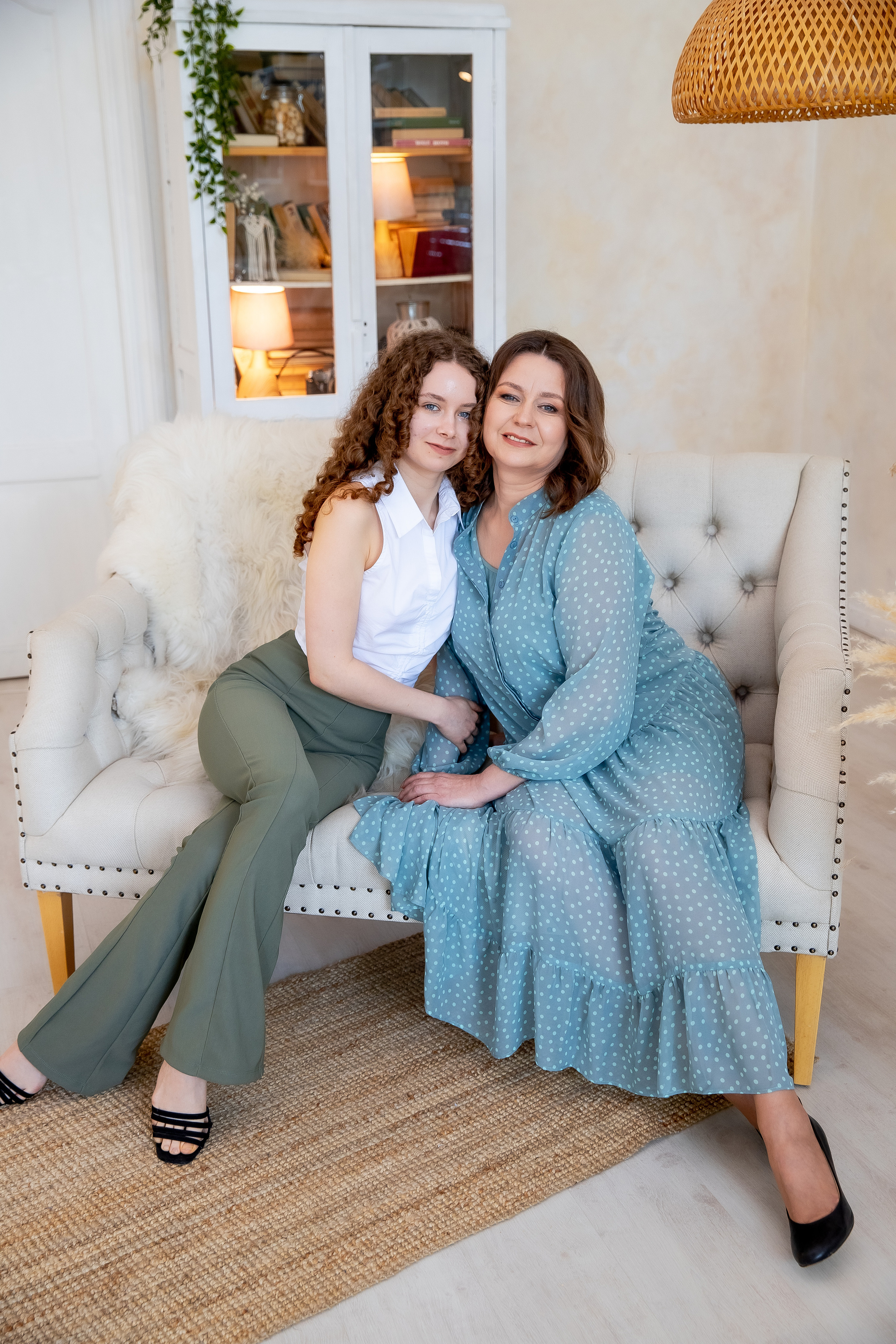 МАМА И ТРОЕ ДЕТОК. Современные Выпускные Альбомы в Ростове-на-Дону