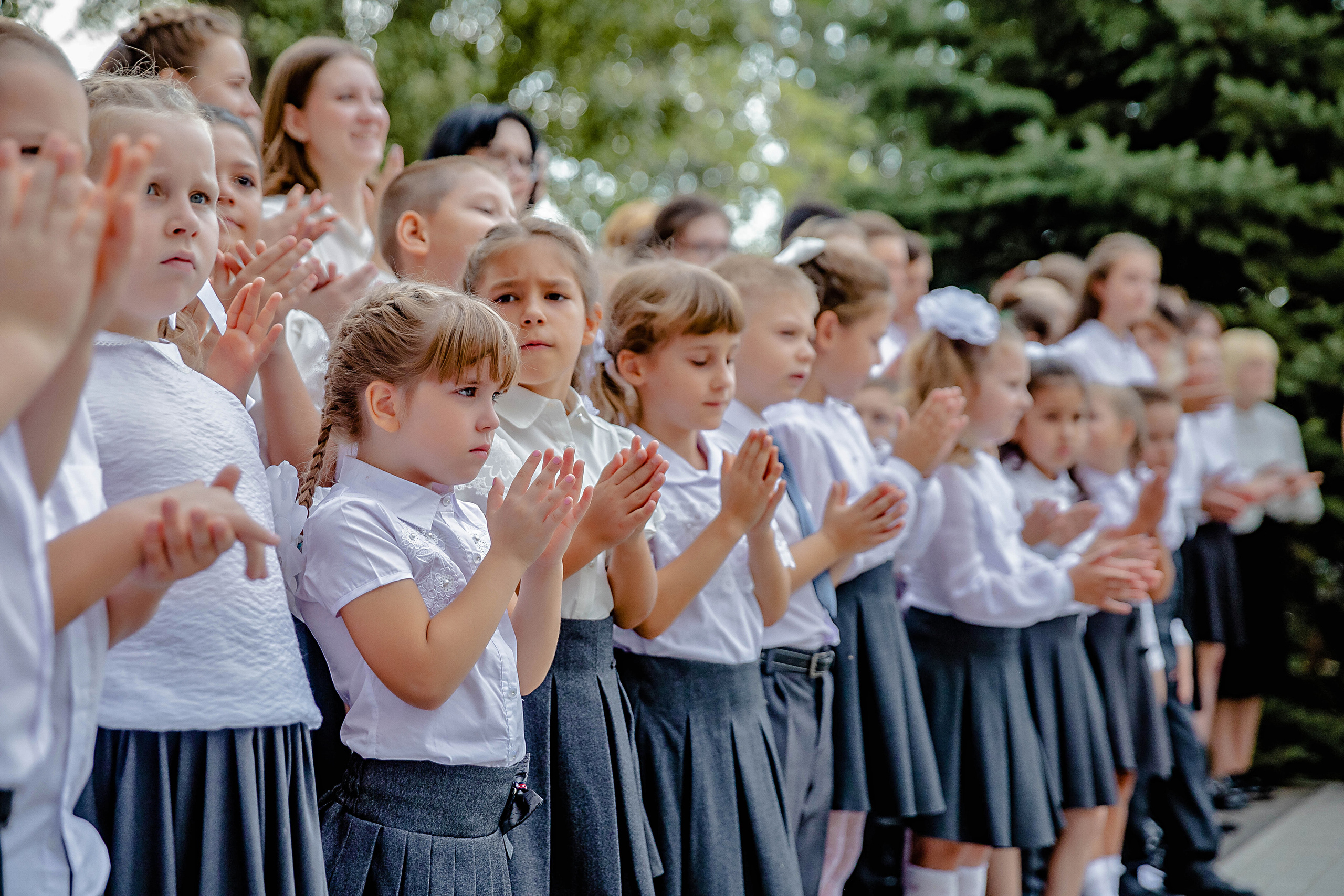 ЛИНЕЙКА ГИМНАЗИЯ 1 СЕНТЯБРЯ. Современные Выпускные Альбомы в Ростове-на-Дону