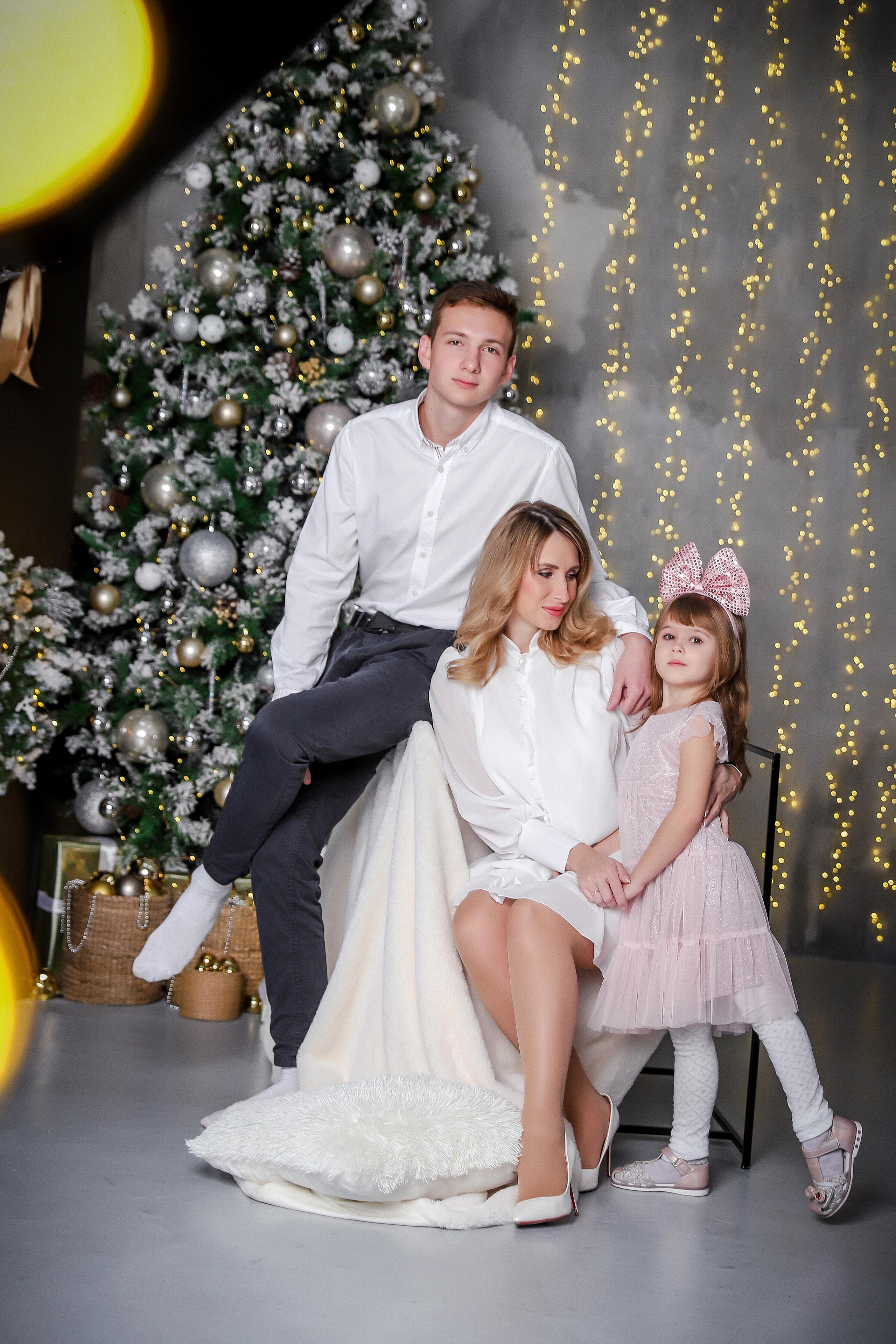 МНОГОДЕТНАЯ СЕМЬЯ. Современные Выпускные Альбомы в Ростове-на-Дону