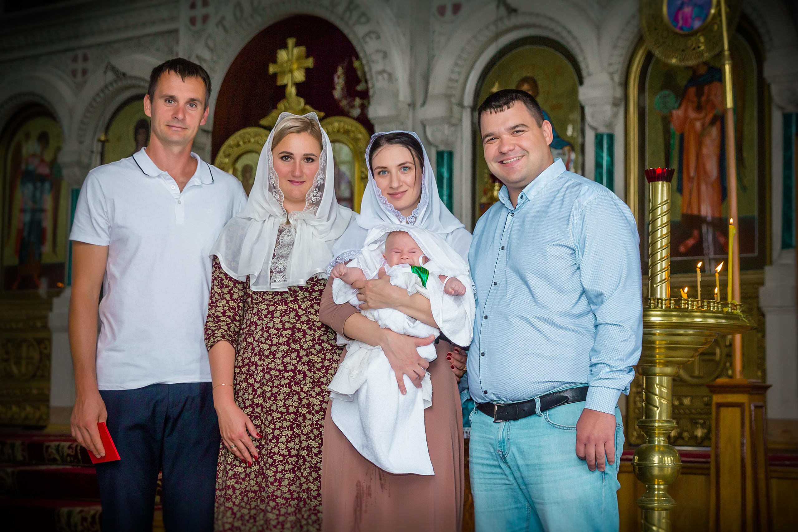 ТАИНСТВО КРЕЩЕНИЯ. Современные Выпускные Альбомы в Ростове-на-Дону