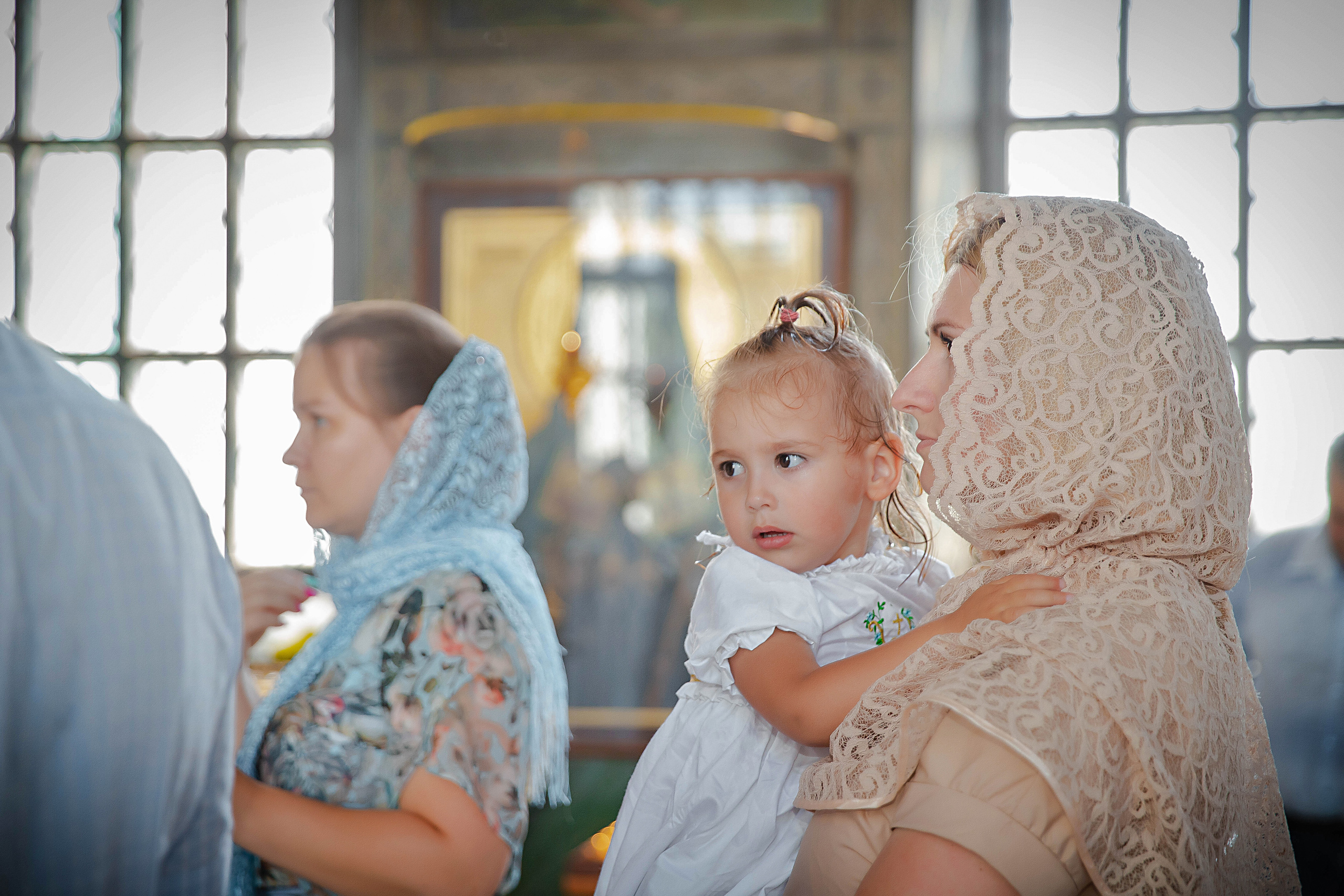 ТАИНСТВО КРЕЩЕНИЯ КАТАЛИНЫ. Современные Выпускные Альбомы в Ростове-на-Дону