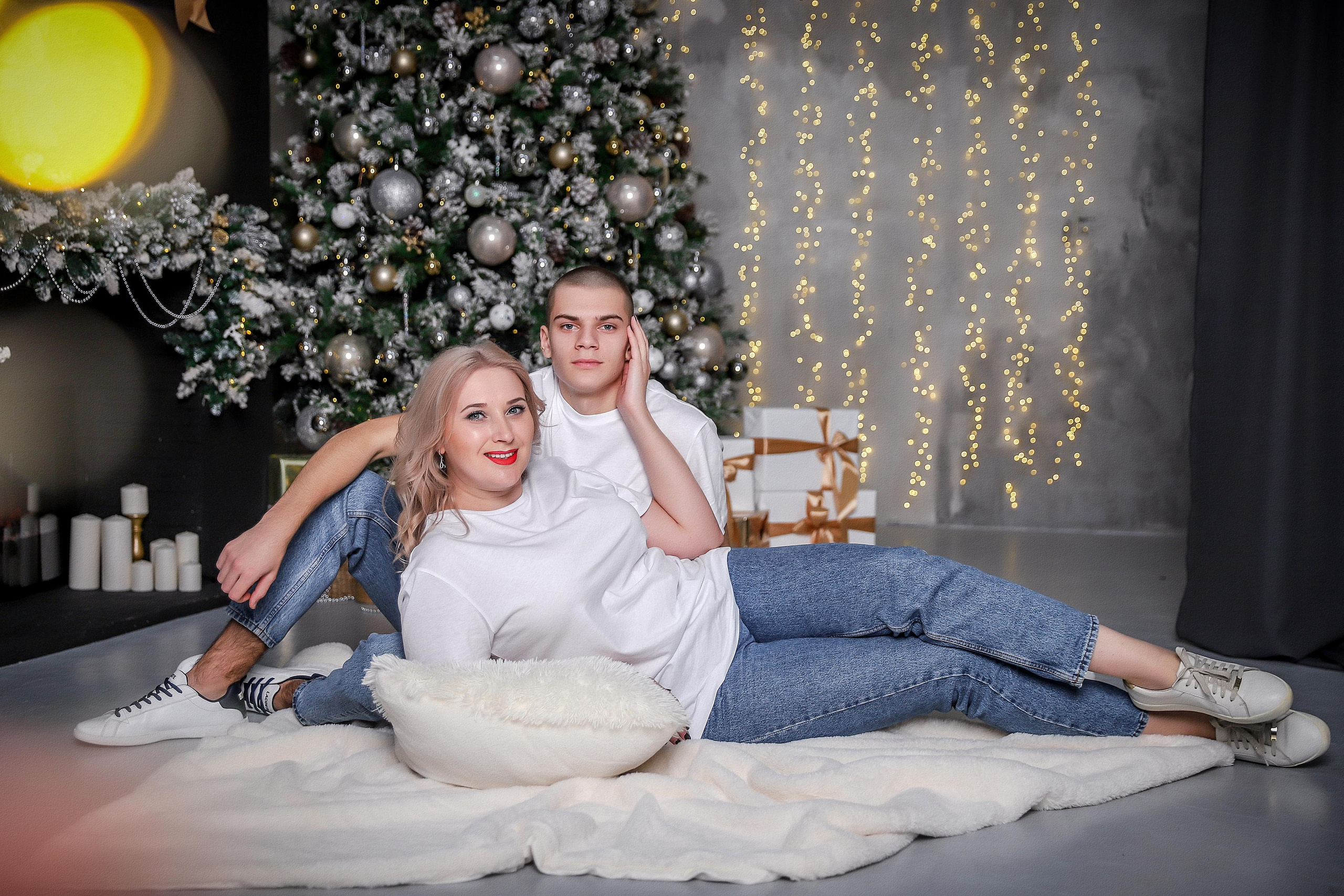 ЕЛЕНА, СЕРГЕЙ И ЮРИЙ. Современные Выпускные Альбомы в Ростове-на-Дону