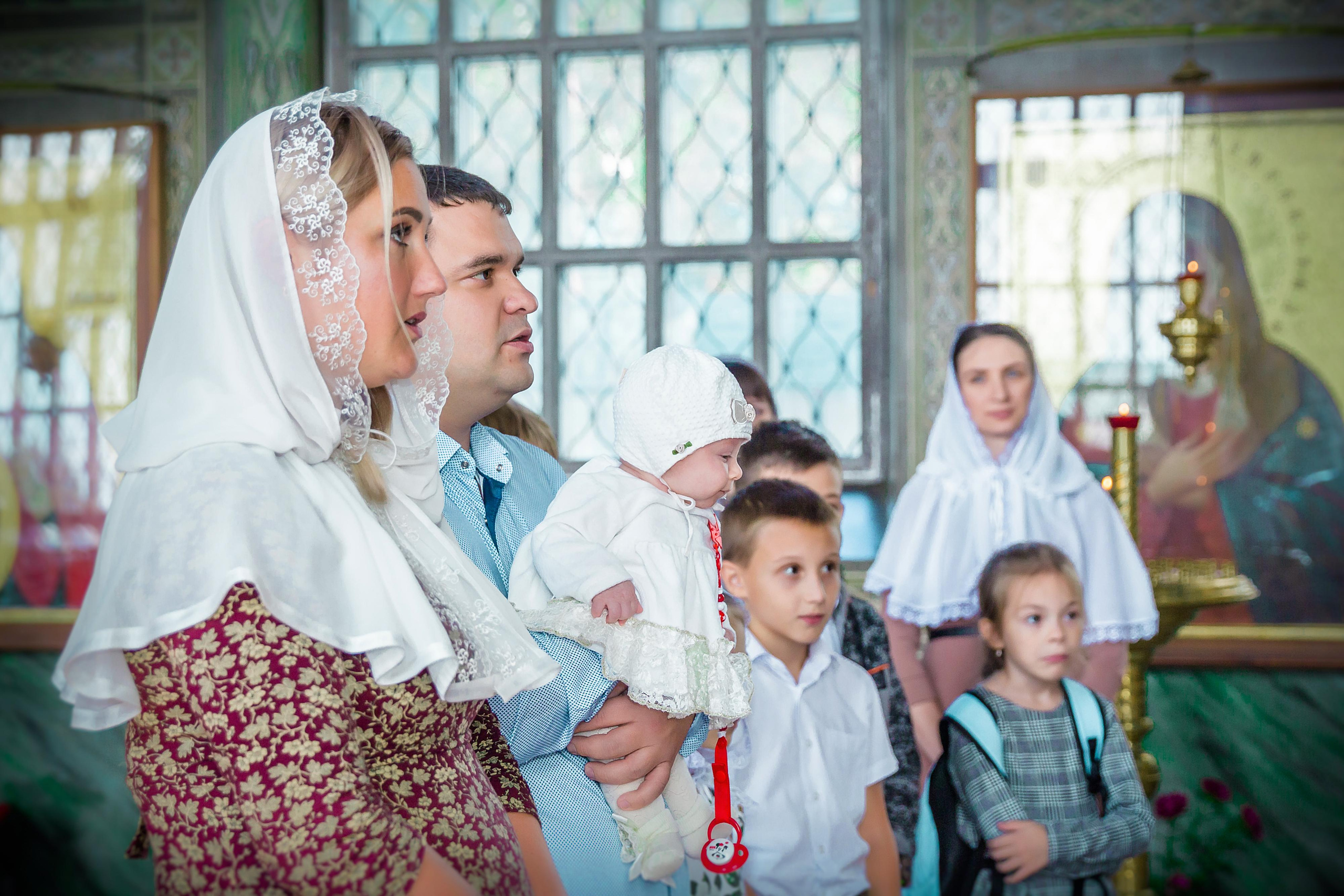 ТАИНСТВО КРЕЩЕНИЯ. Современные Выпускные Альбомы в Ростове-на-Дону