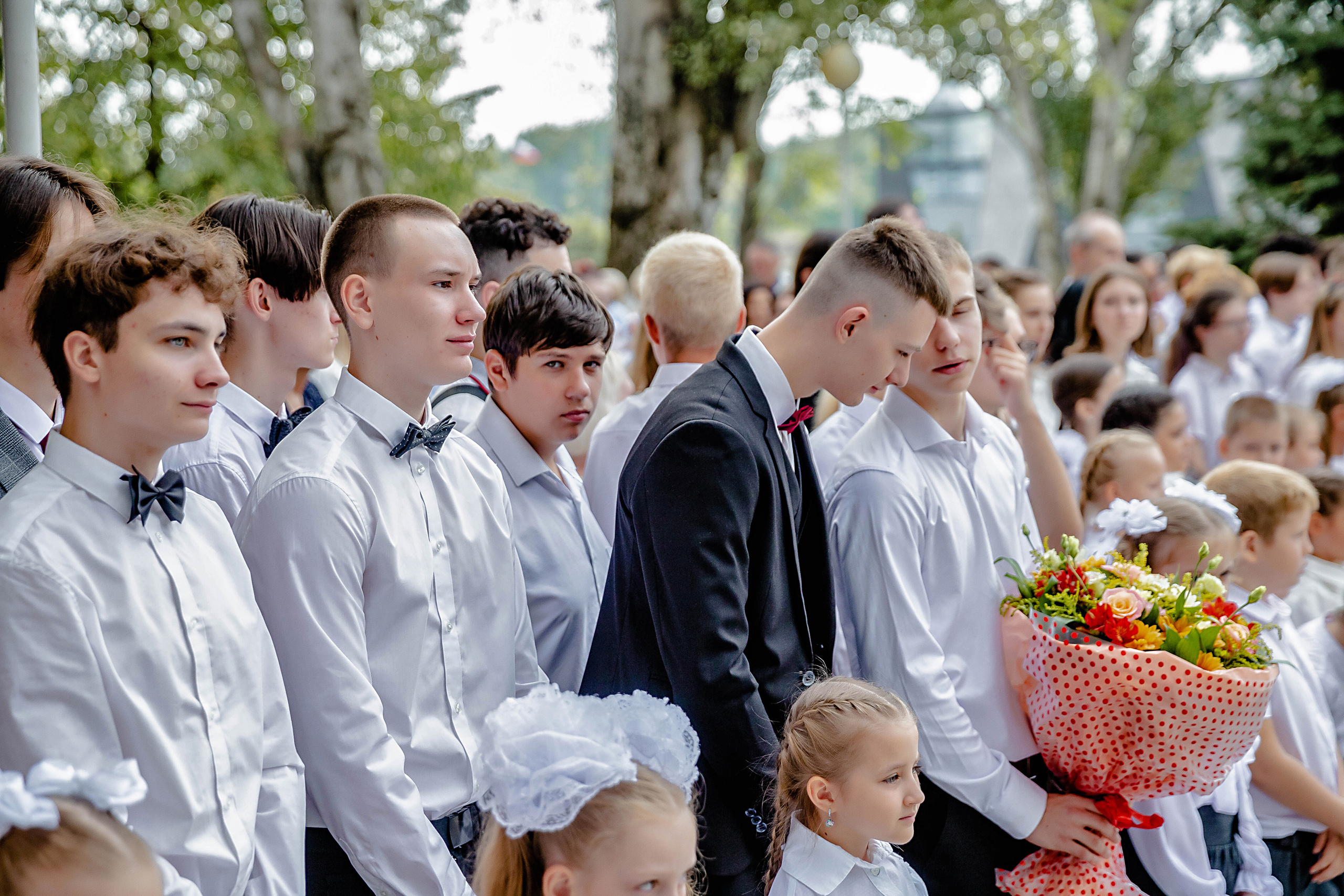 ЛИНЕЙКА ГИМНАЗИЯ 1 СЕНТЯБРЯ. Современные Выпускные Альбомы в Ростове-на-Дону