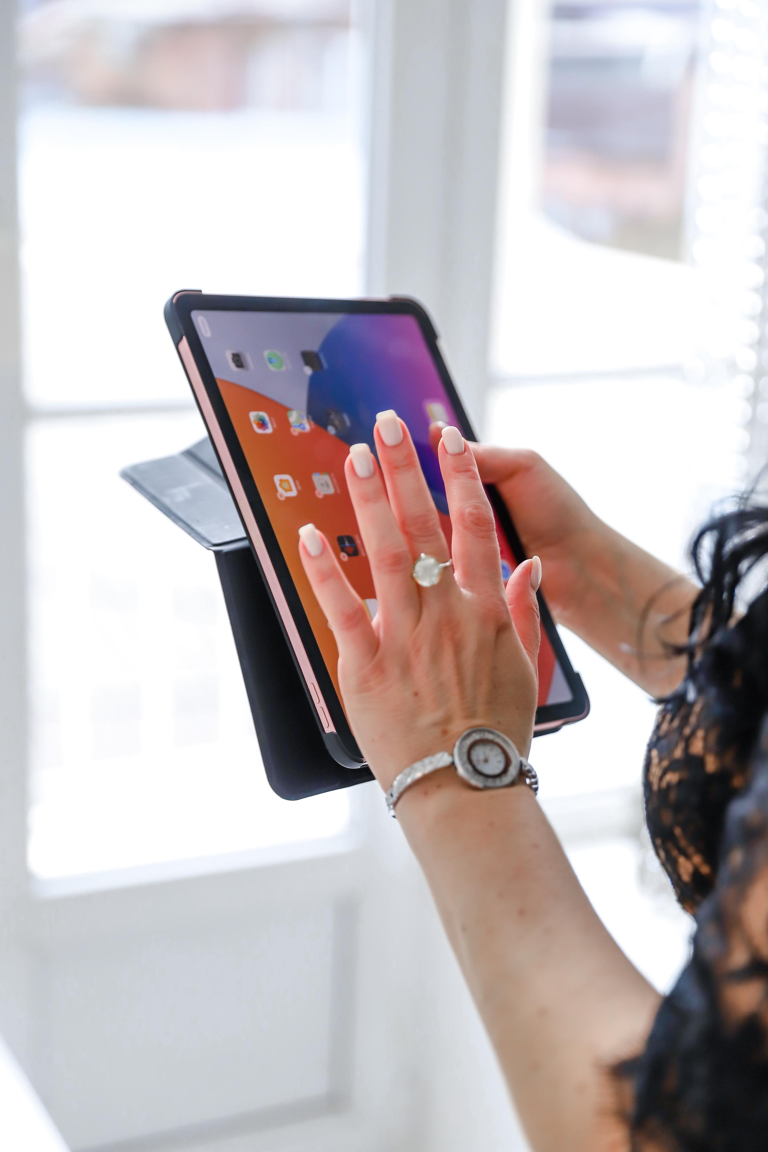 АННА И ОЛЬГА. Современные Выпускные Альбомы в Ростове-на-Дону