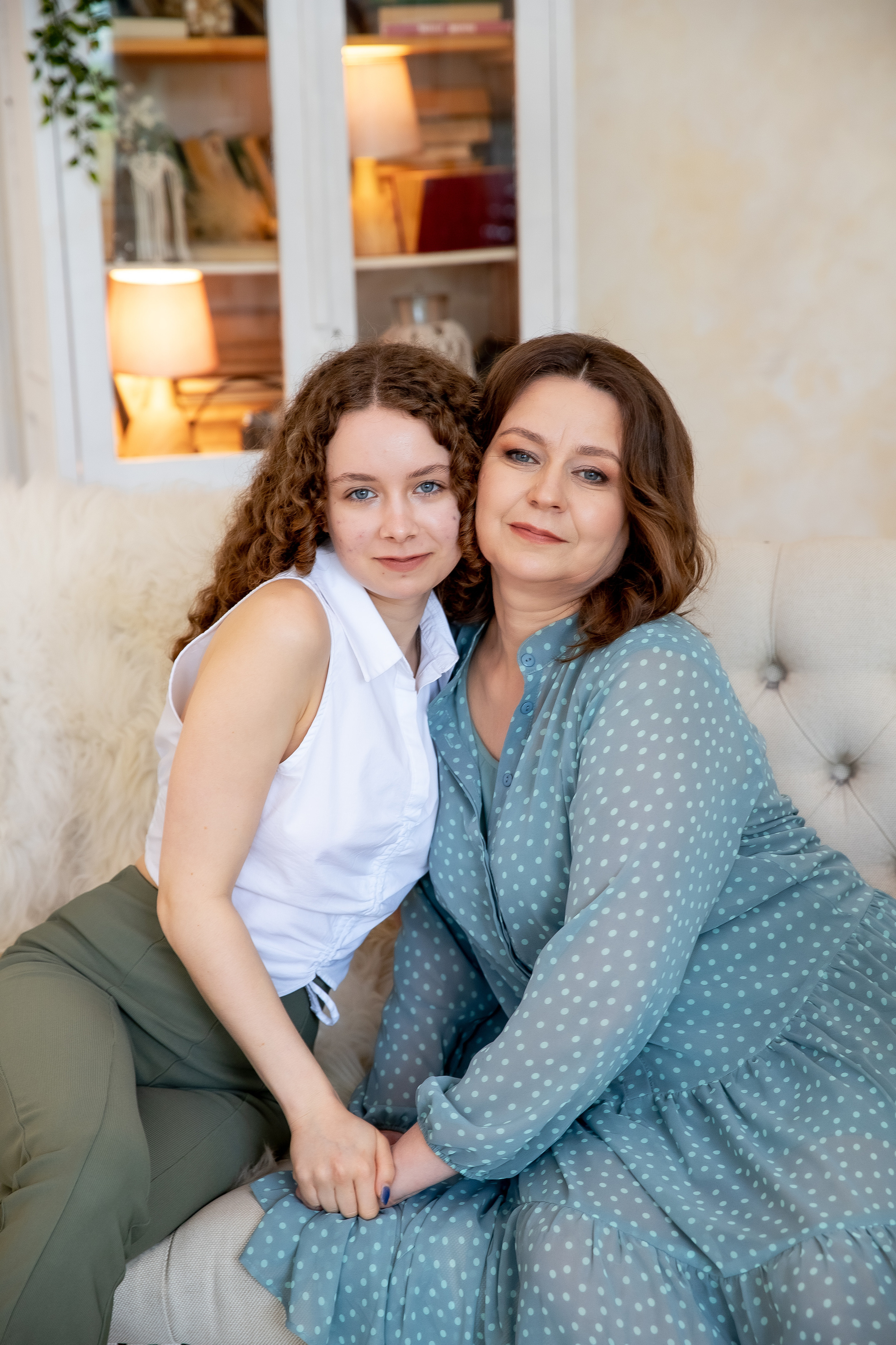 МАМА И ТРОЕ ДЕТОК. Современные Выпускные Альбомы в Ростове-на-Дону