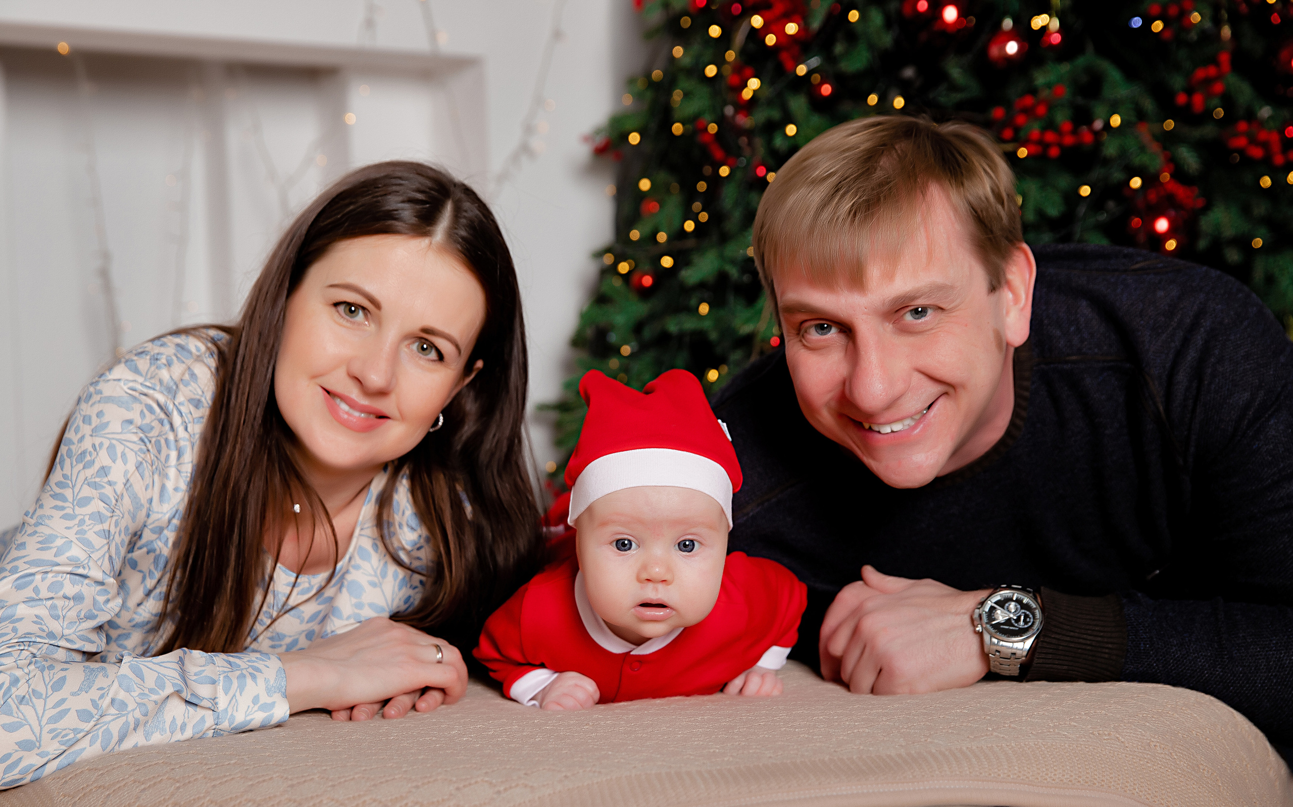 НОВОГОДНЯЯ ФОТОСЕССИЯ КАБОЕВОЙ И НОВОЖИЛОВЫХ. Современные Выпускные Альбомы в Ростове-на-Дону