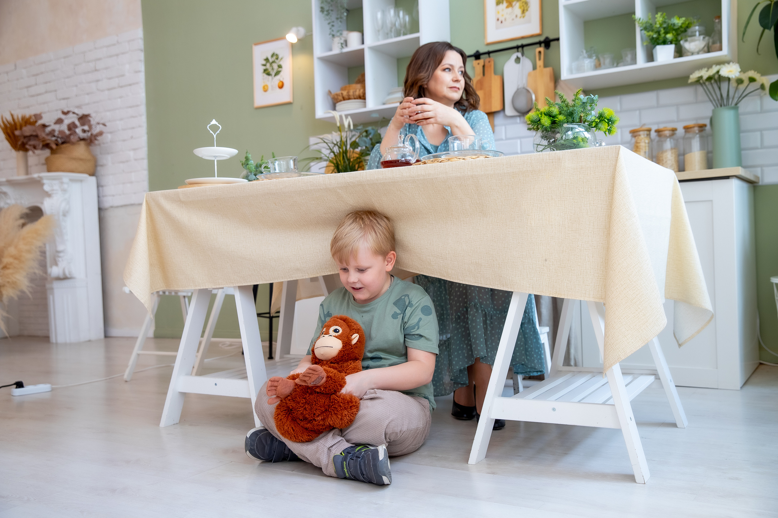 МАМА И ТРОЕ ДЕТОК. Современные Выпускные Альбомы в Ростове-на-Дону