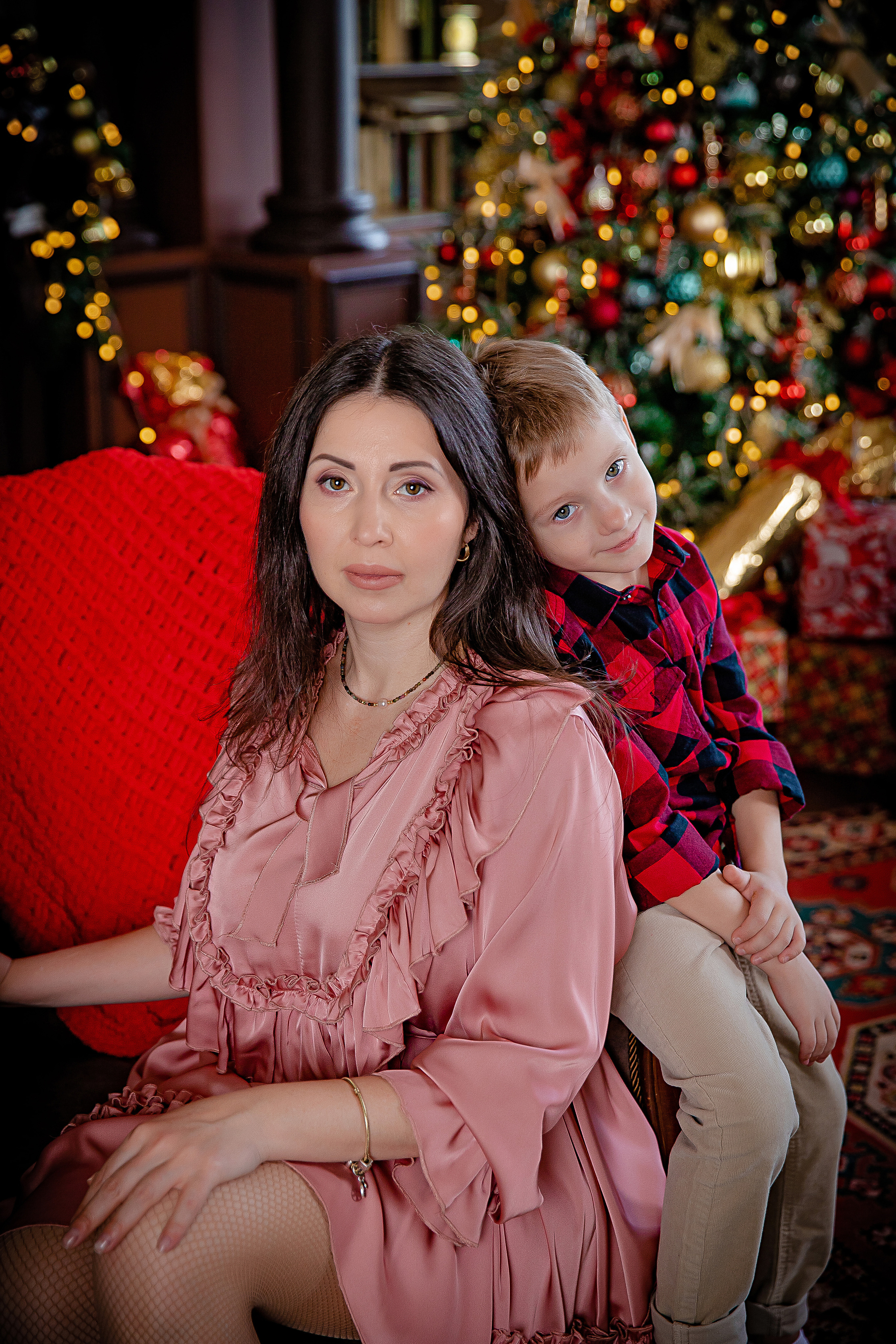 МАМА И ТРОЕ ДЕТОК. Современные Выпускные Альбомы в Ростове-на-Дону