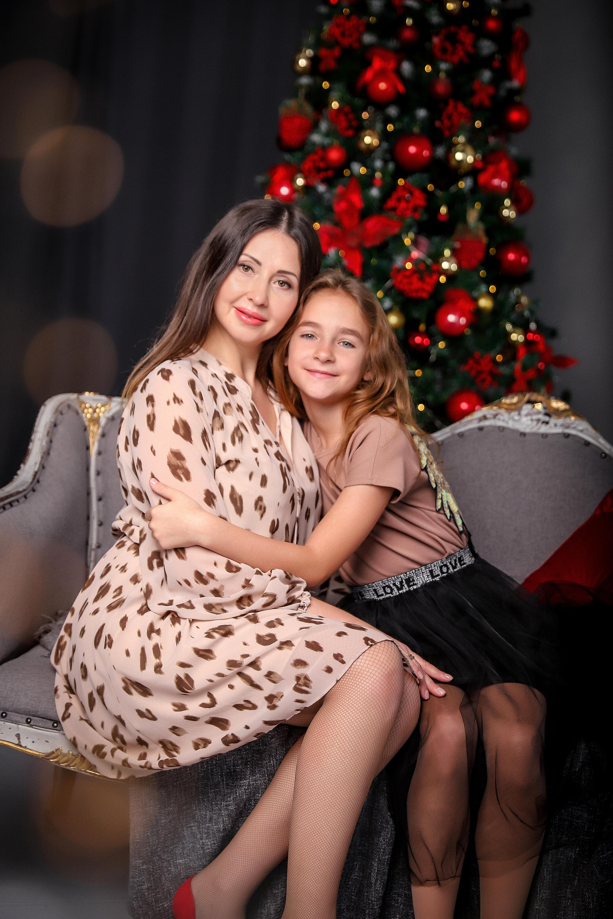 СЕМЬЯ ДАНЦЕВЫХ. Современные Выпускные Альбомы в Ростове-на-Дону